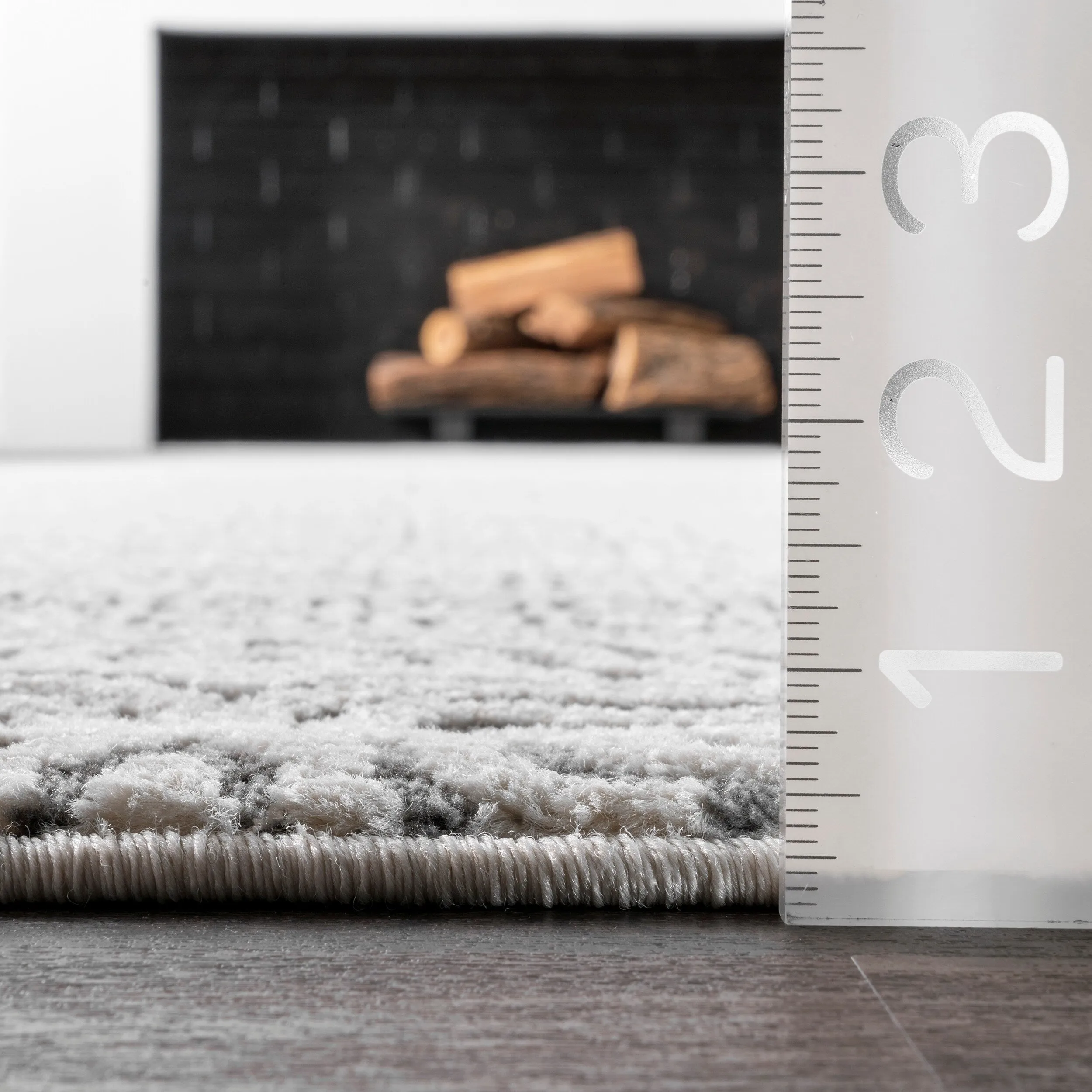 Nuloom Light Grey Aztec Print Area Rug