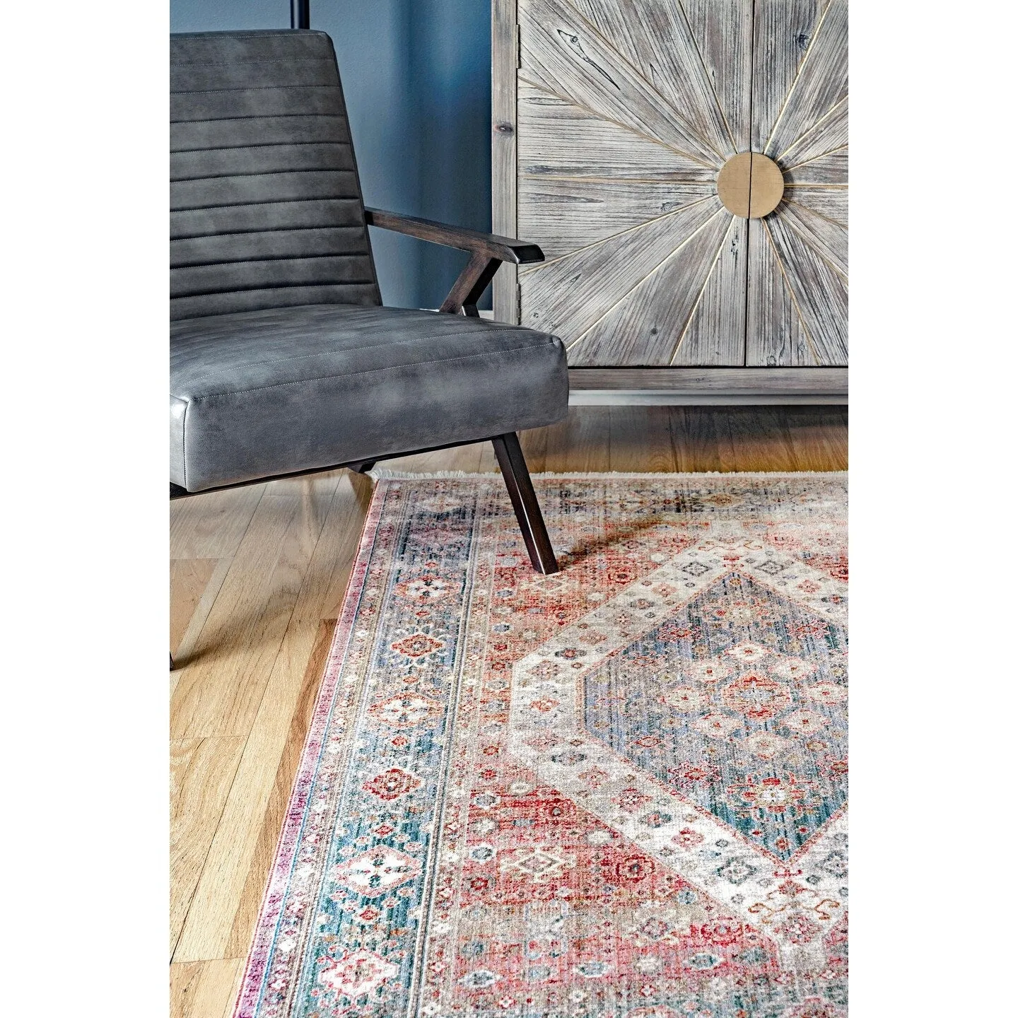 Nuloom Medallion Harris Faded Area Rug