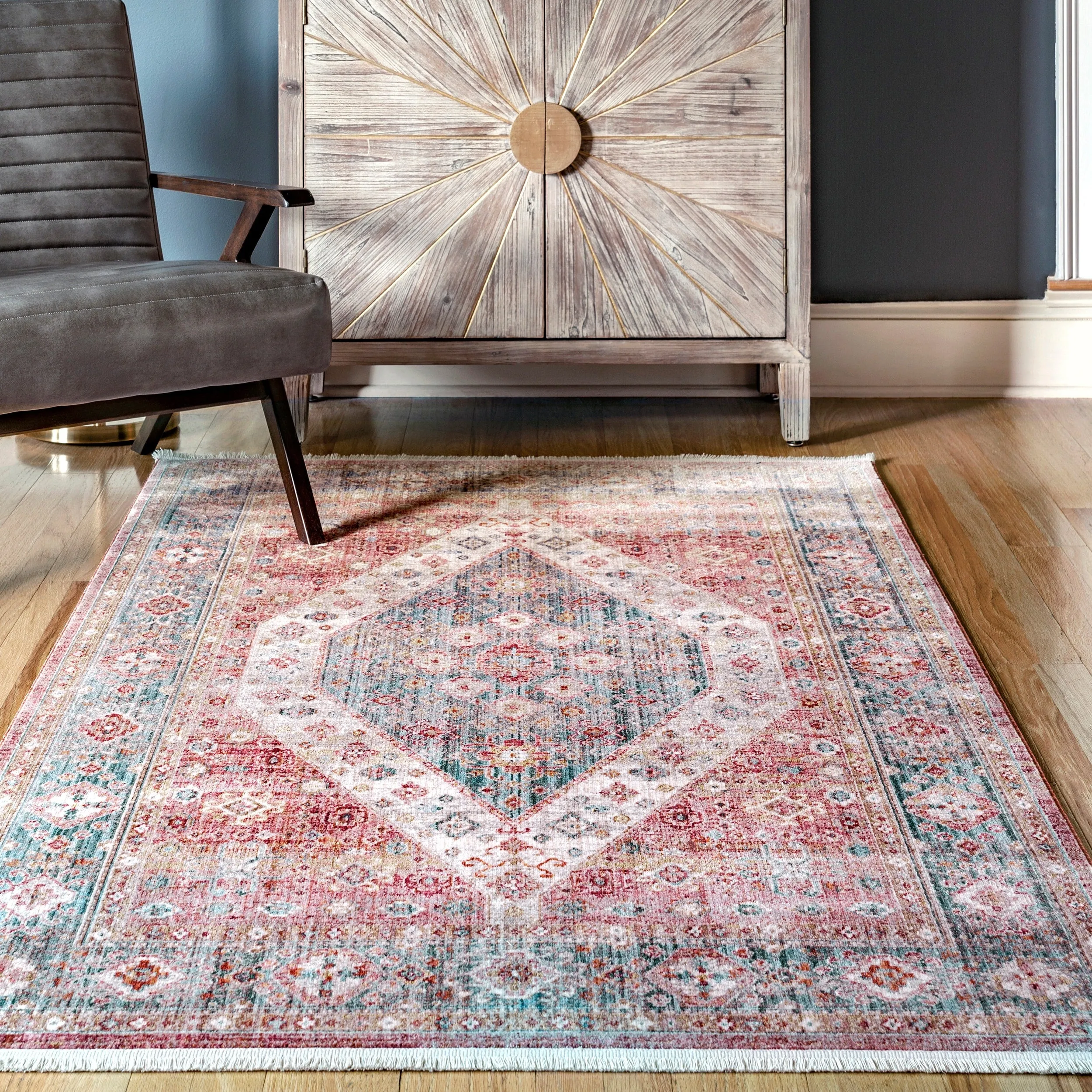 Nuloom Medallion Harris Faded Area Rug