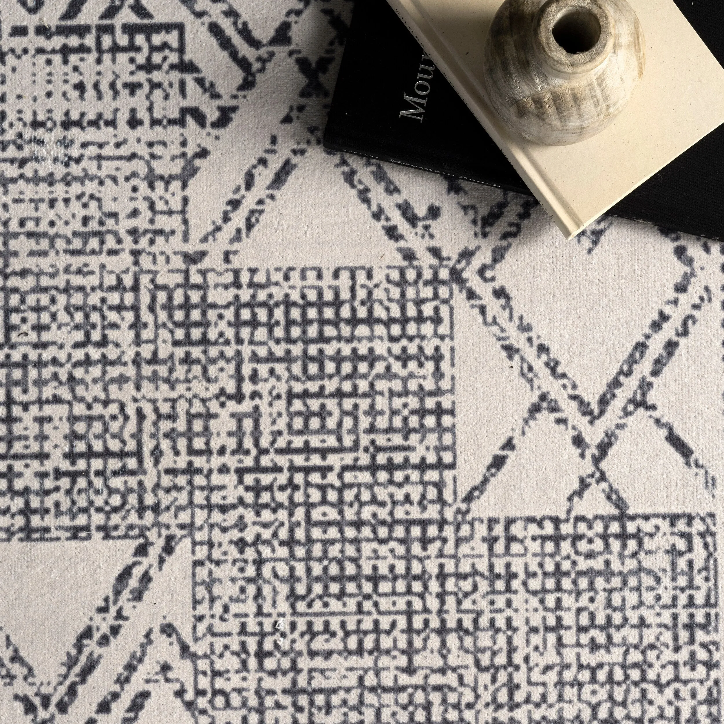 Nuloom Mia SpinClean Machine Washable Geometric Medallion Area Rug