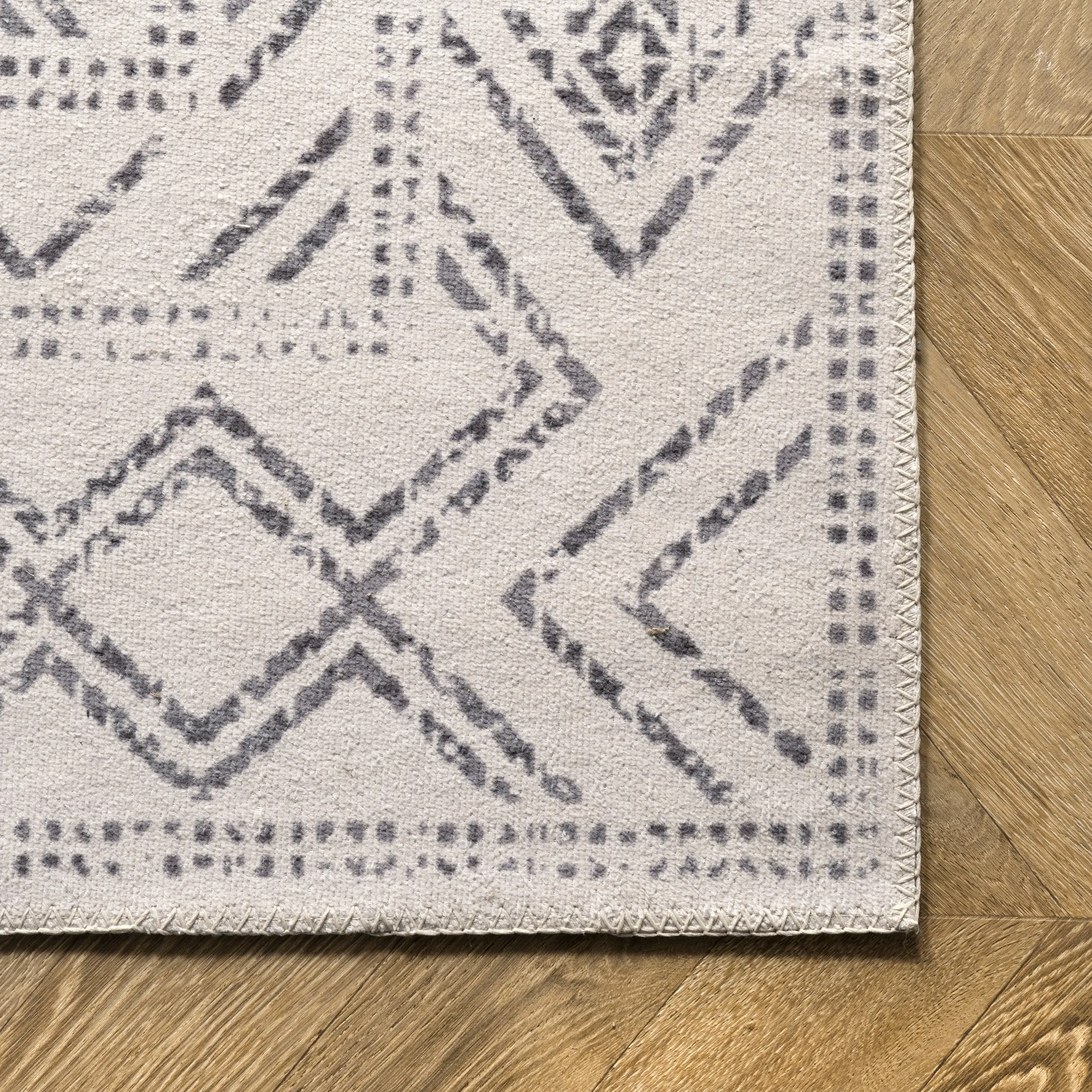 Nuloom Mia SpinClean Machine Washable Geometric Medallion Area Rug