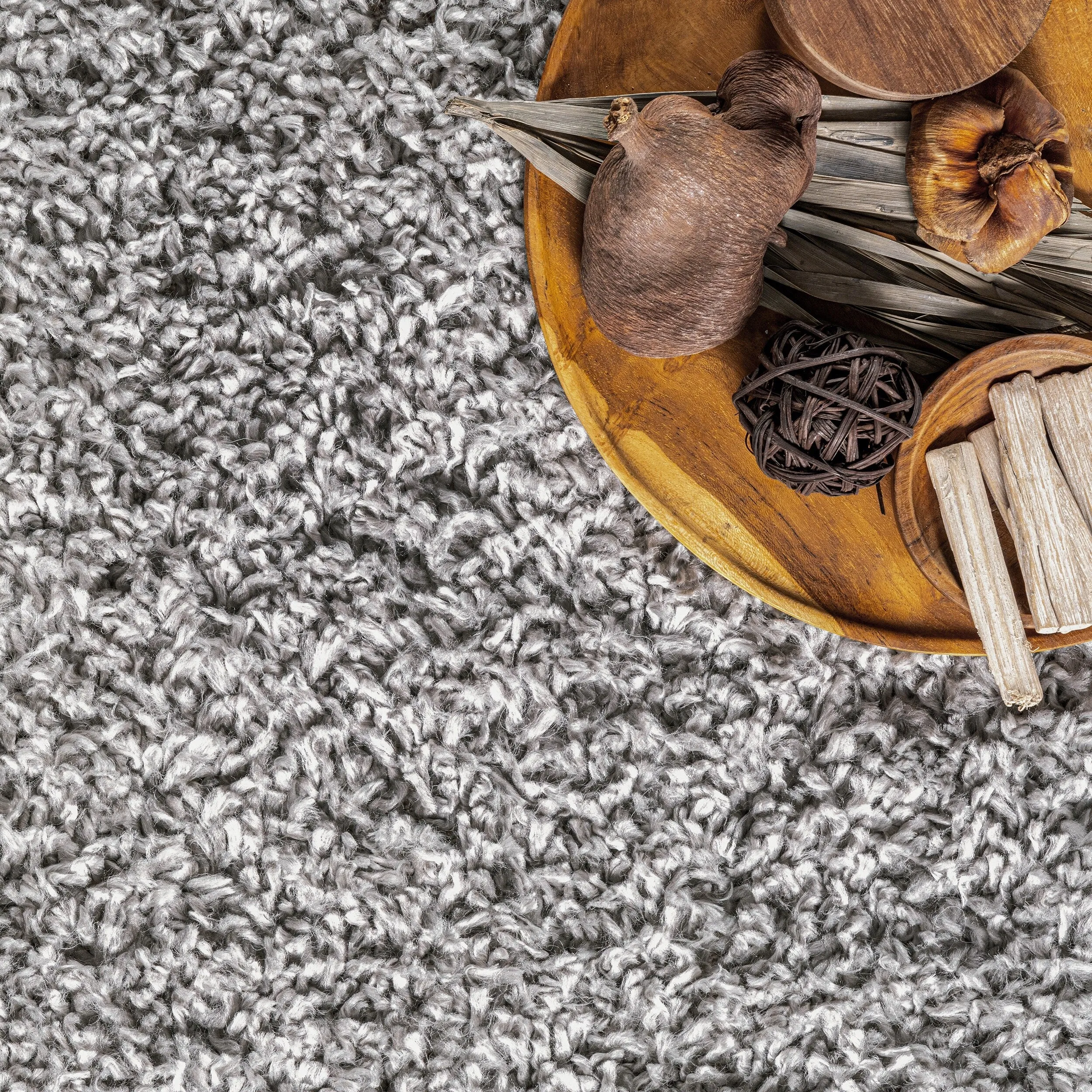 Nuloom Neva Modern Tasseled Shag Area Rug