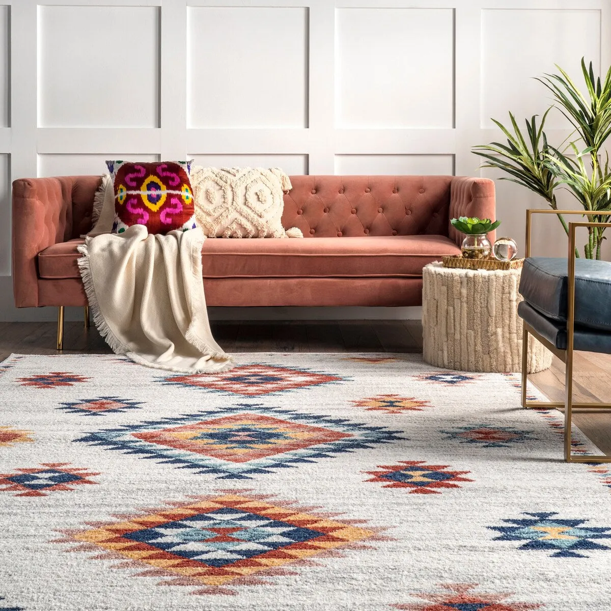 Nuloom Nina Aztec Area Rug