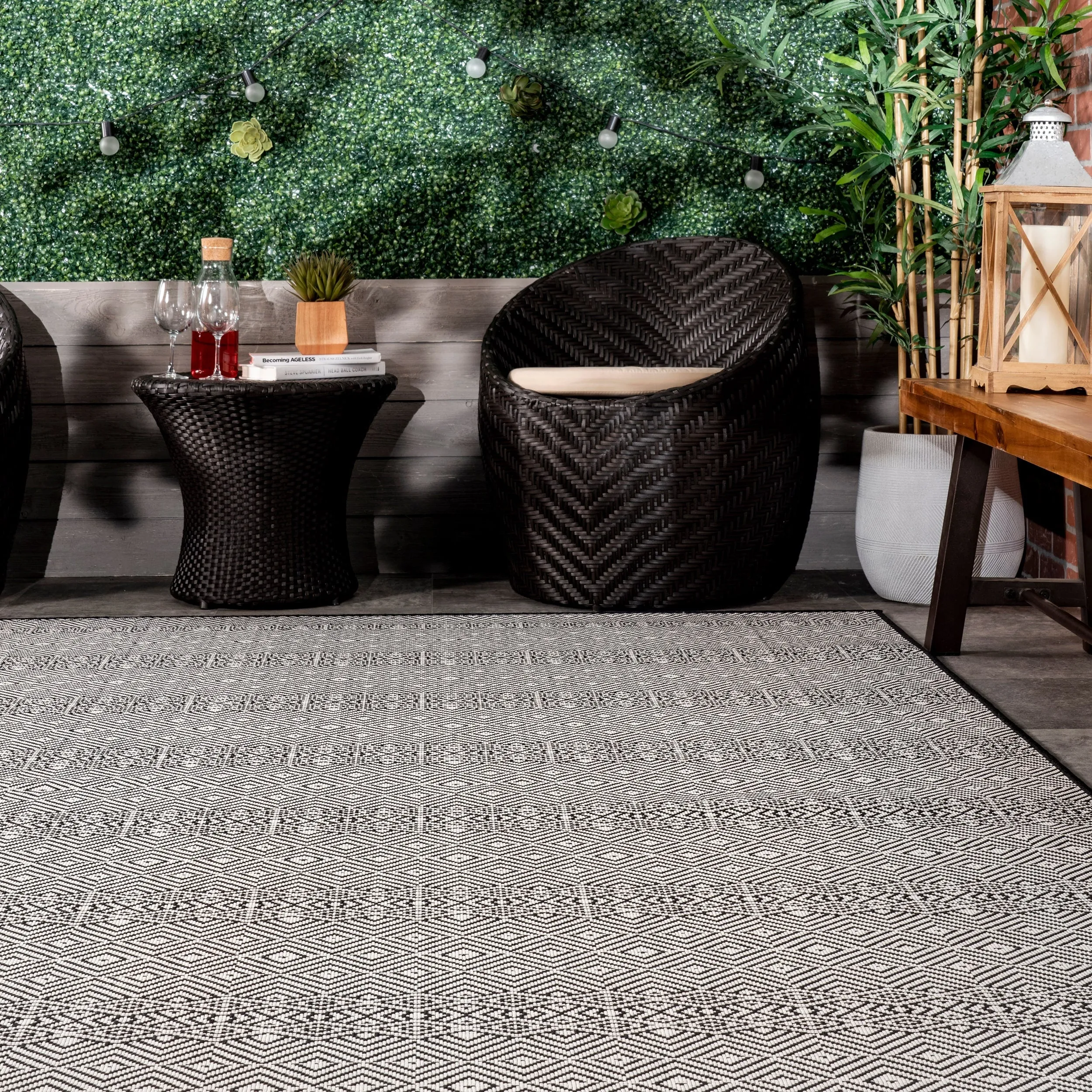 Nuloom Paloma Abstract Geometric Indoor/Outdoor Area Rug