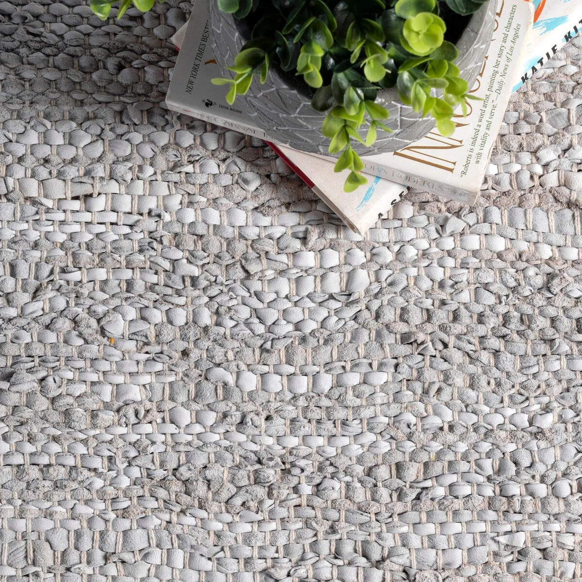 Nuloom Sabby Hand Woven Leather Flatweave Area Rug