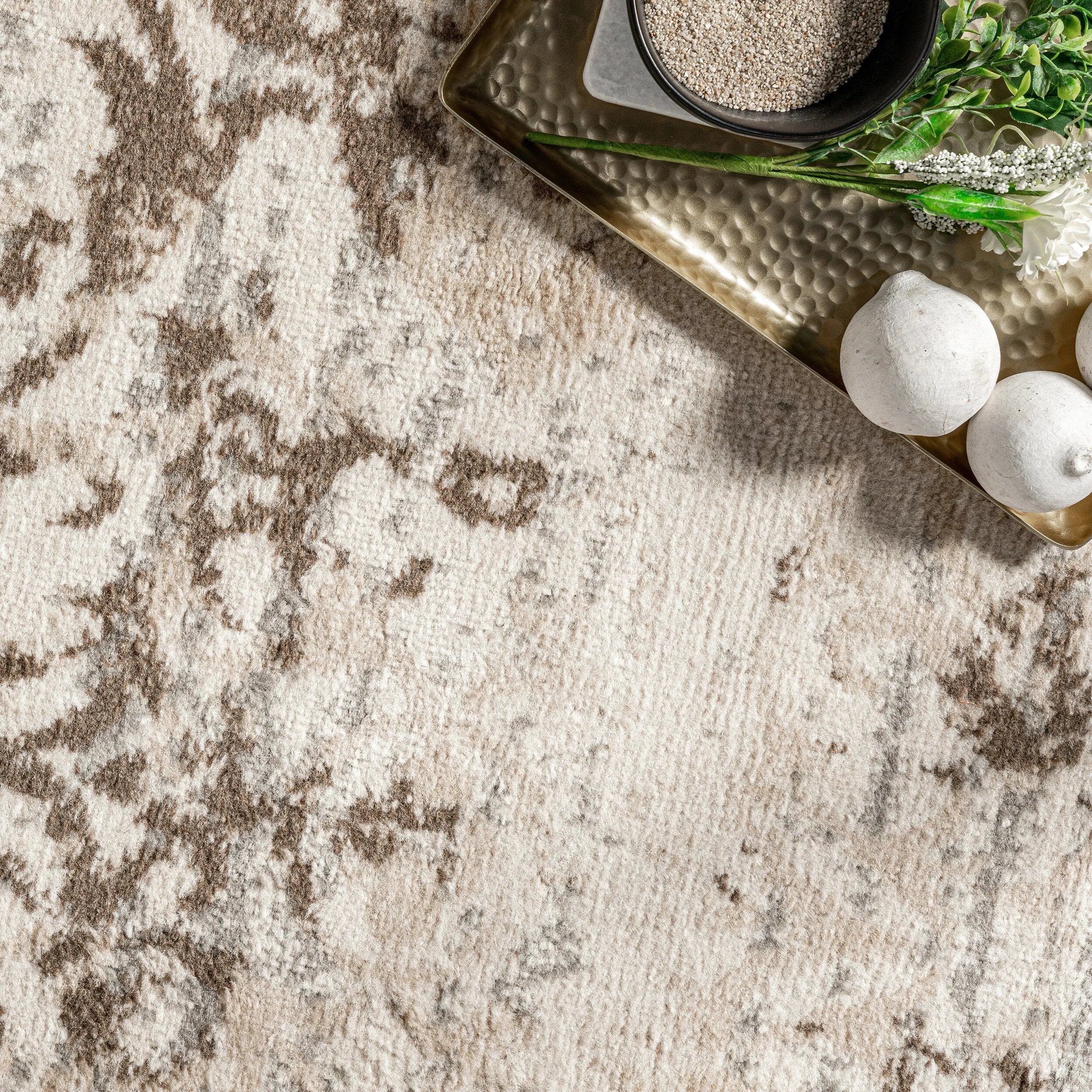 Nuloom Transitional Vintage Floral Marlow Area Rug