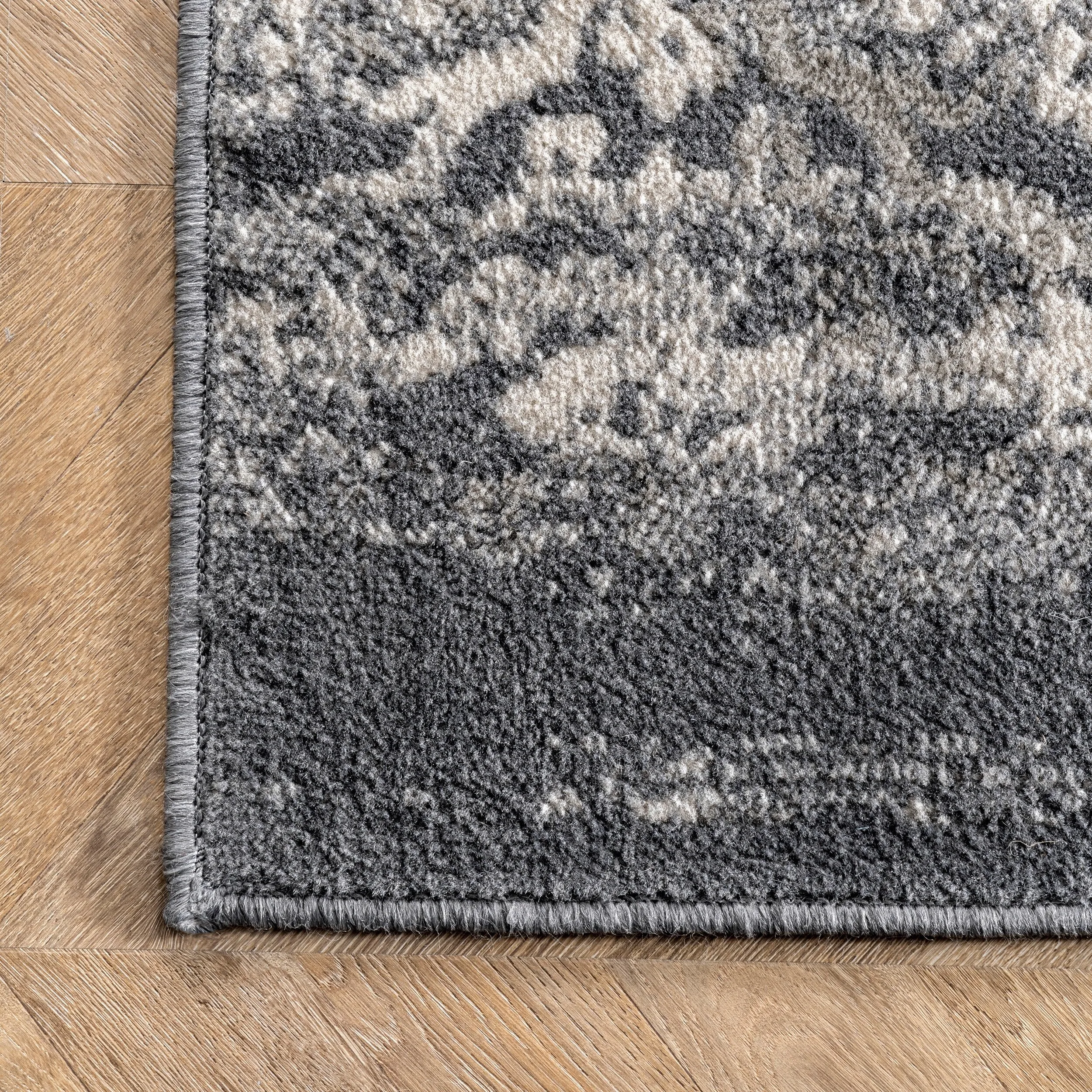 Nuloom Transitional Vintage Floral Marlow Area Rug