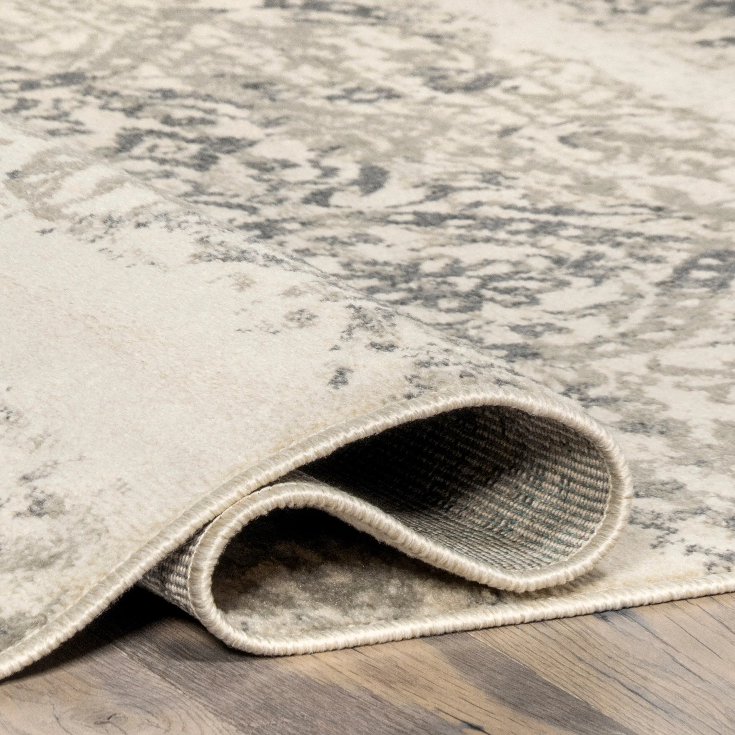 Nuloom Transitional Vintage Floral Marlow Area Rug