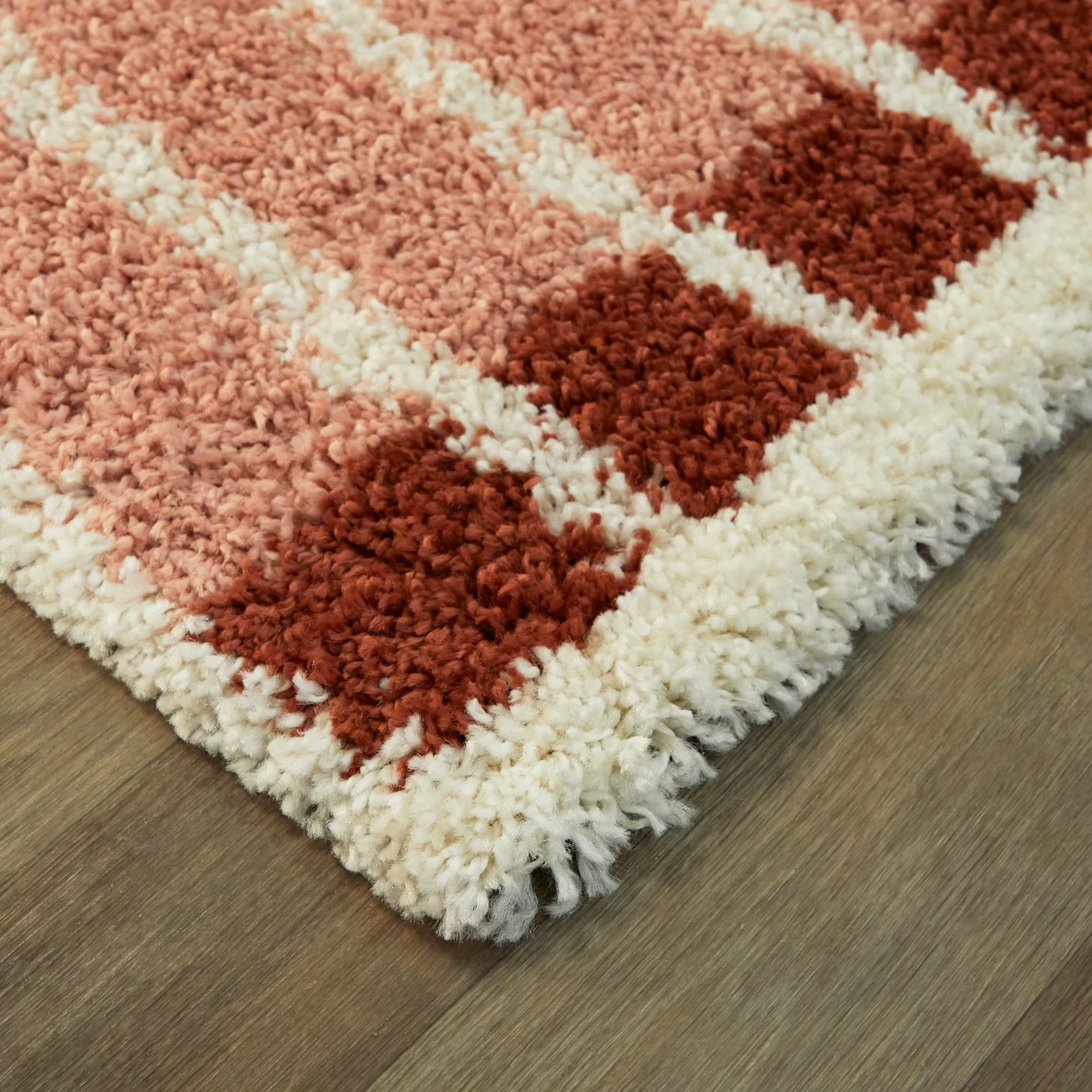 Oaklynn Contemporary Art Deco Rainbow Shag Area Rug
