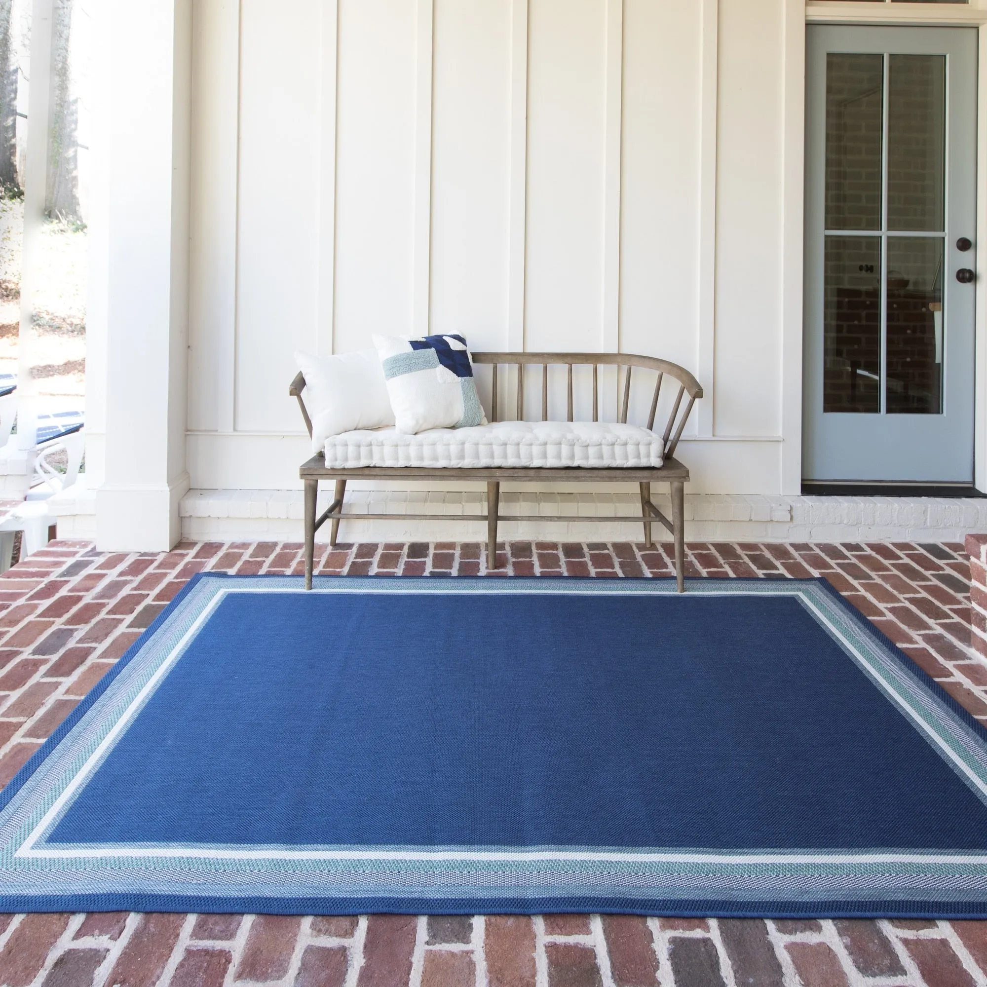 Oliver Striped Border Indoor/Outdoor Area Rug