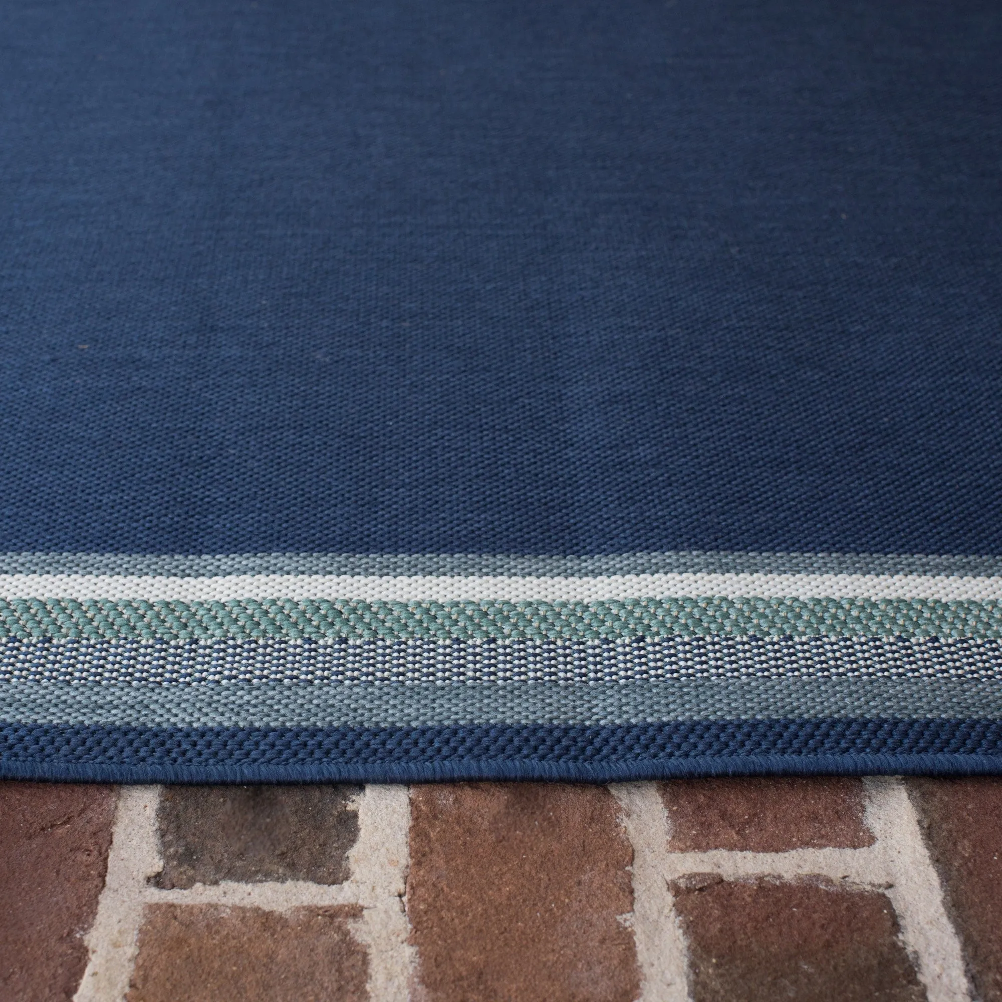 Oliver Striped Border Indoor/Outdoor Area Rug