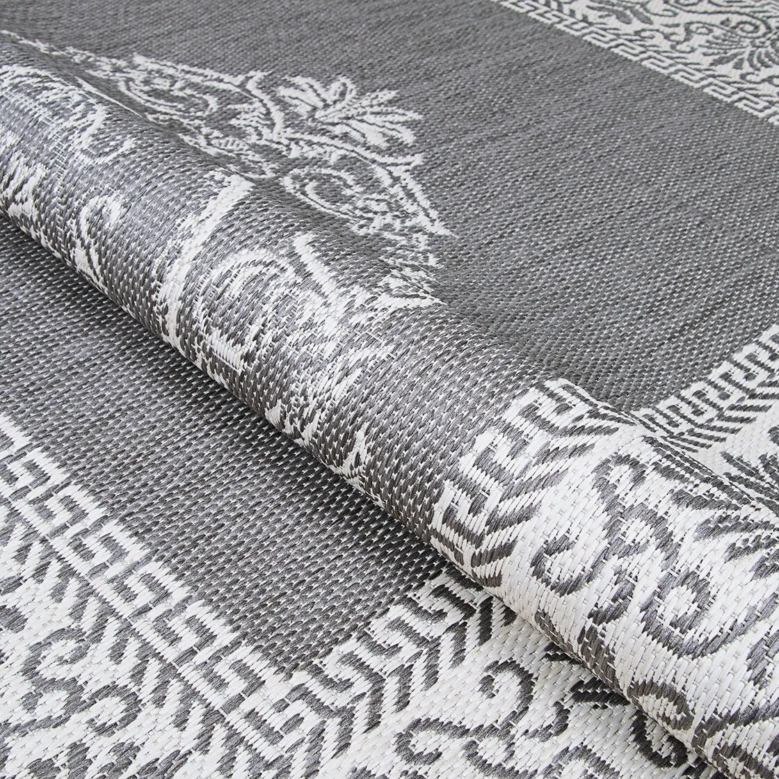 Pergola Emblem Indoor/ Outdoor Area Rug