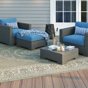 Pergola Emblem Indoor/ Outdoor Area Rug