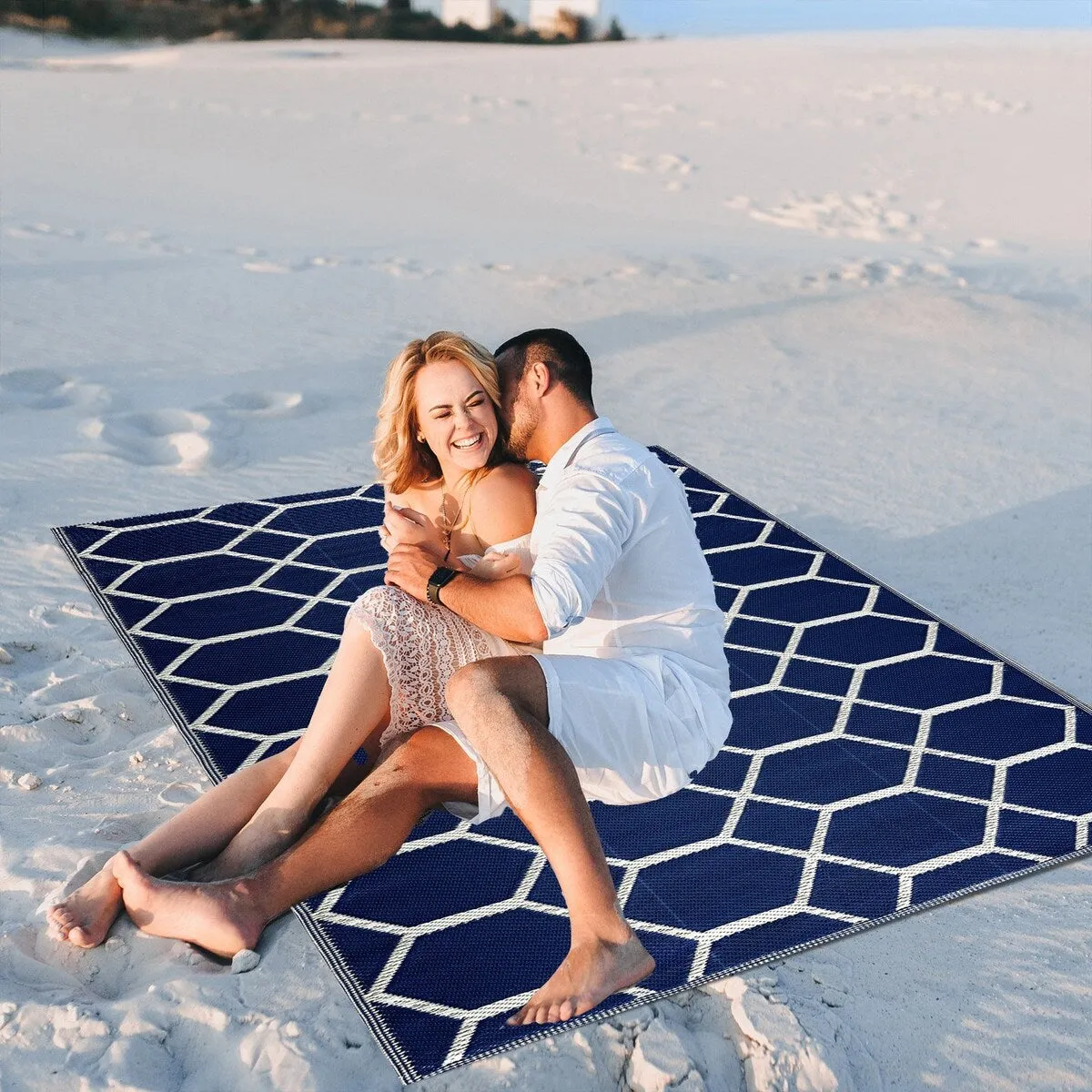 Playa Rug Outdoor Recycled Reversible Plastic Folded Mat/Rug Milan Collection Lightweight & Weather. Water and UV Resistant