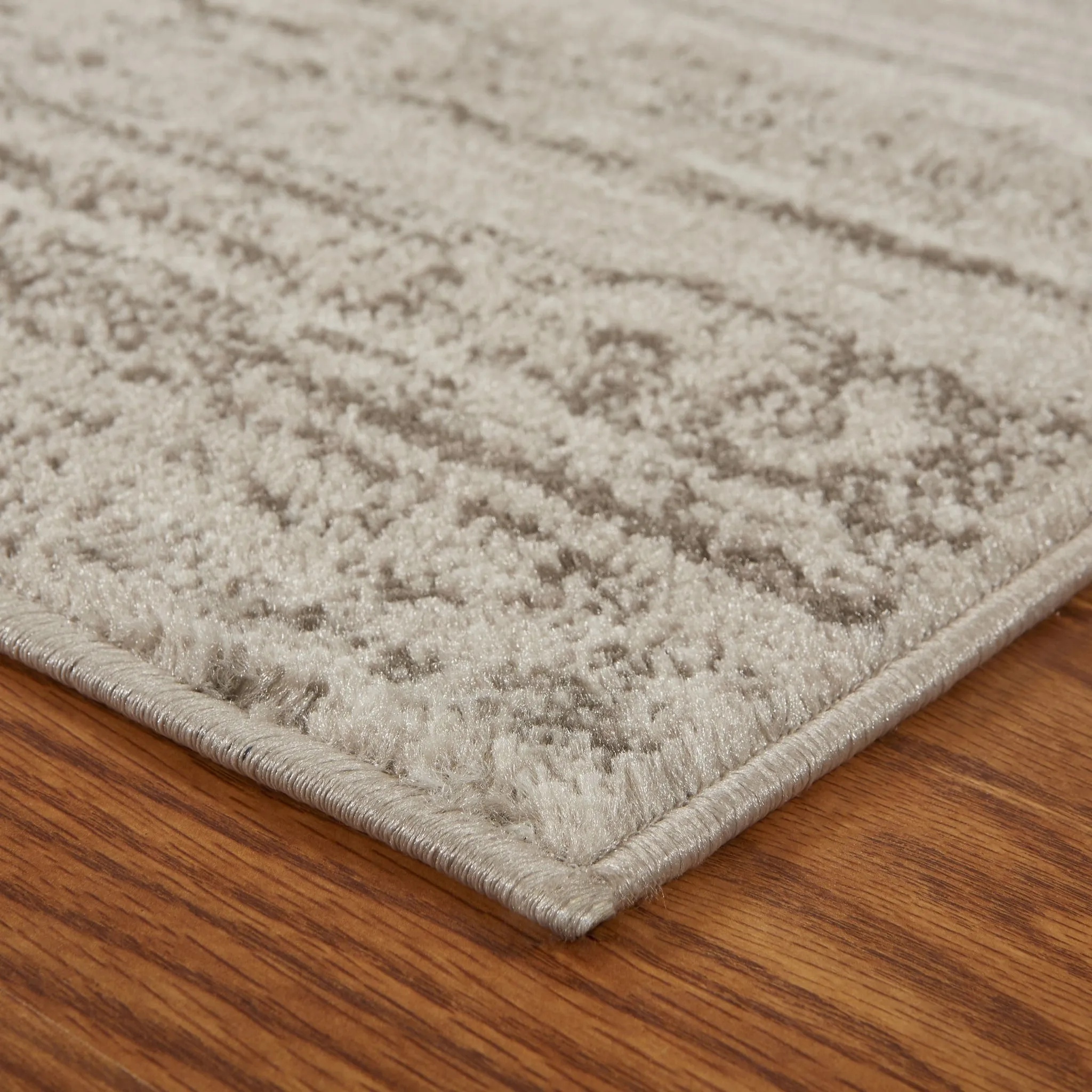 Porch & Den Alford Blue/ Black Indoor Area Rug