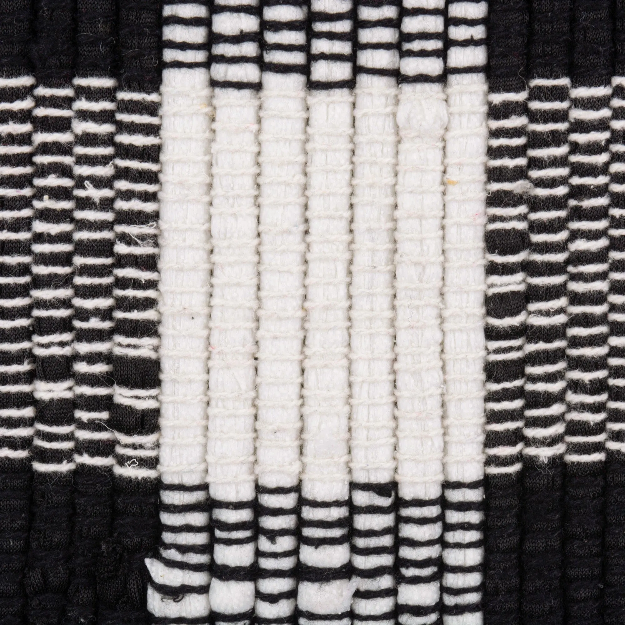 Porch & Den Windhill Recycled Yarn/Rag Rug - 2x3
