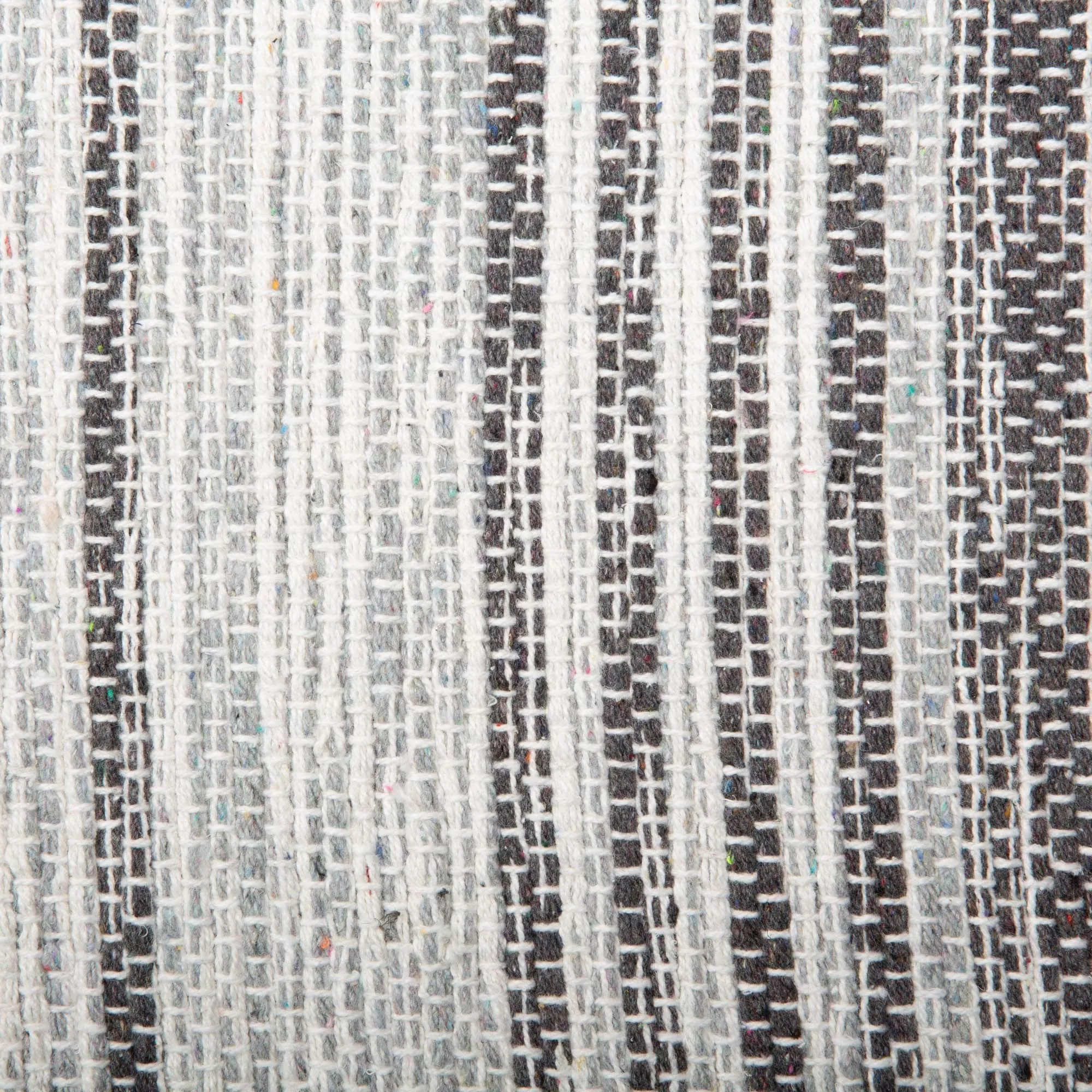 Porch & Den Windhill Recycled Yarn/Rag Rug - 2x3