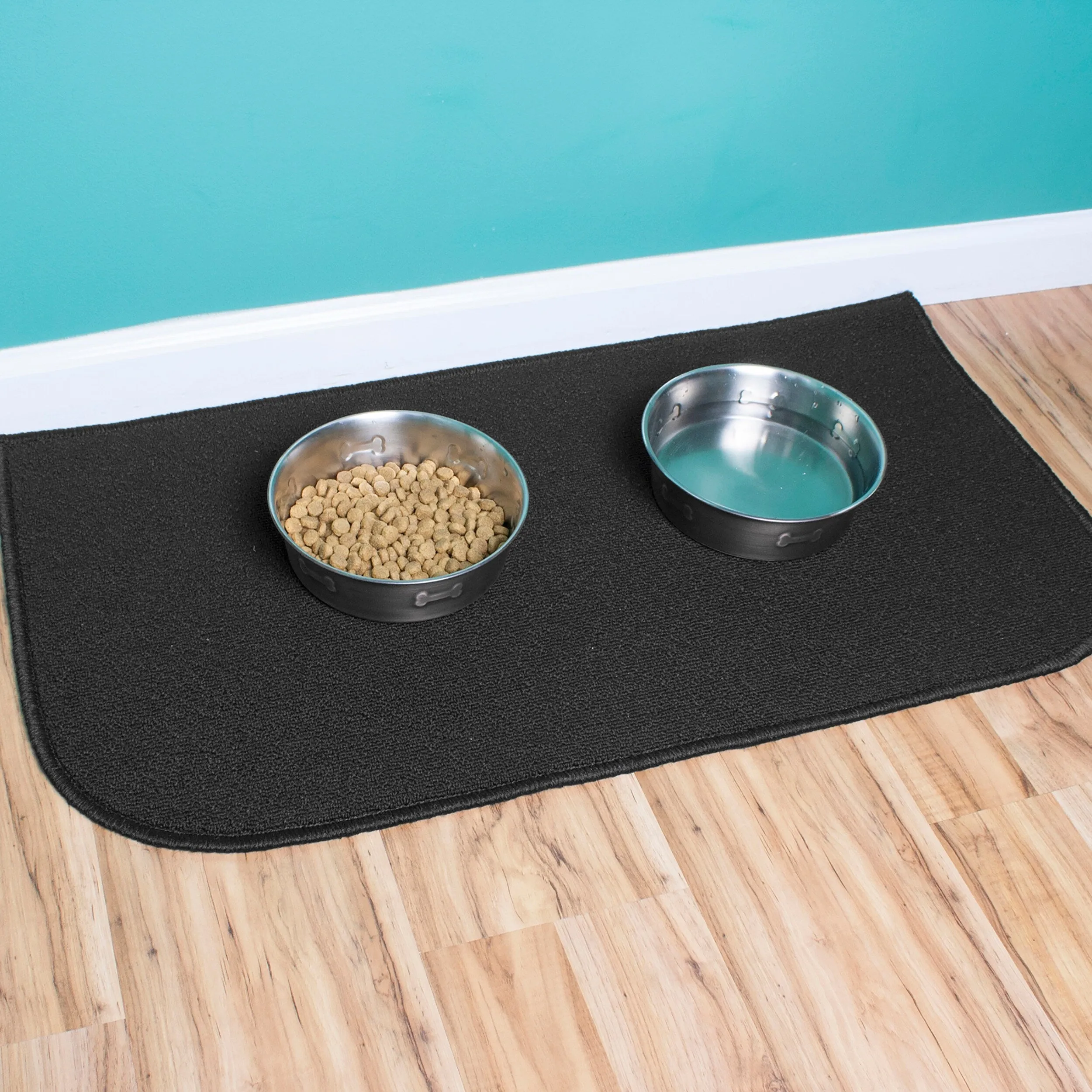 RITZ Solid Accent Rug 20 in. x 36 in. - 2' x 3' Oval