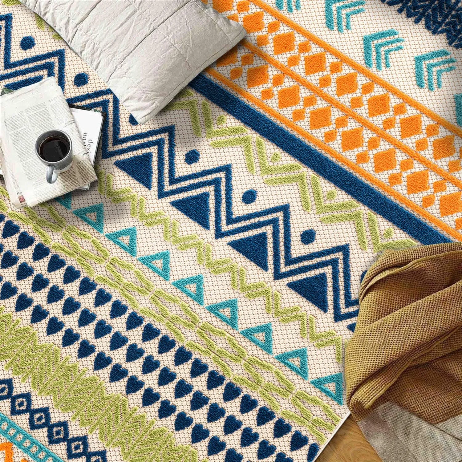Ronda Contemporary Bohemian Indoor/Outdoor Area Rug