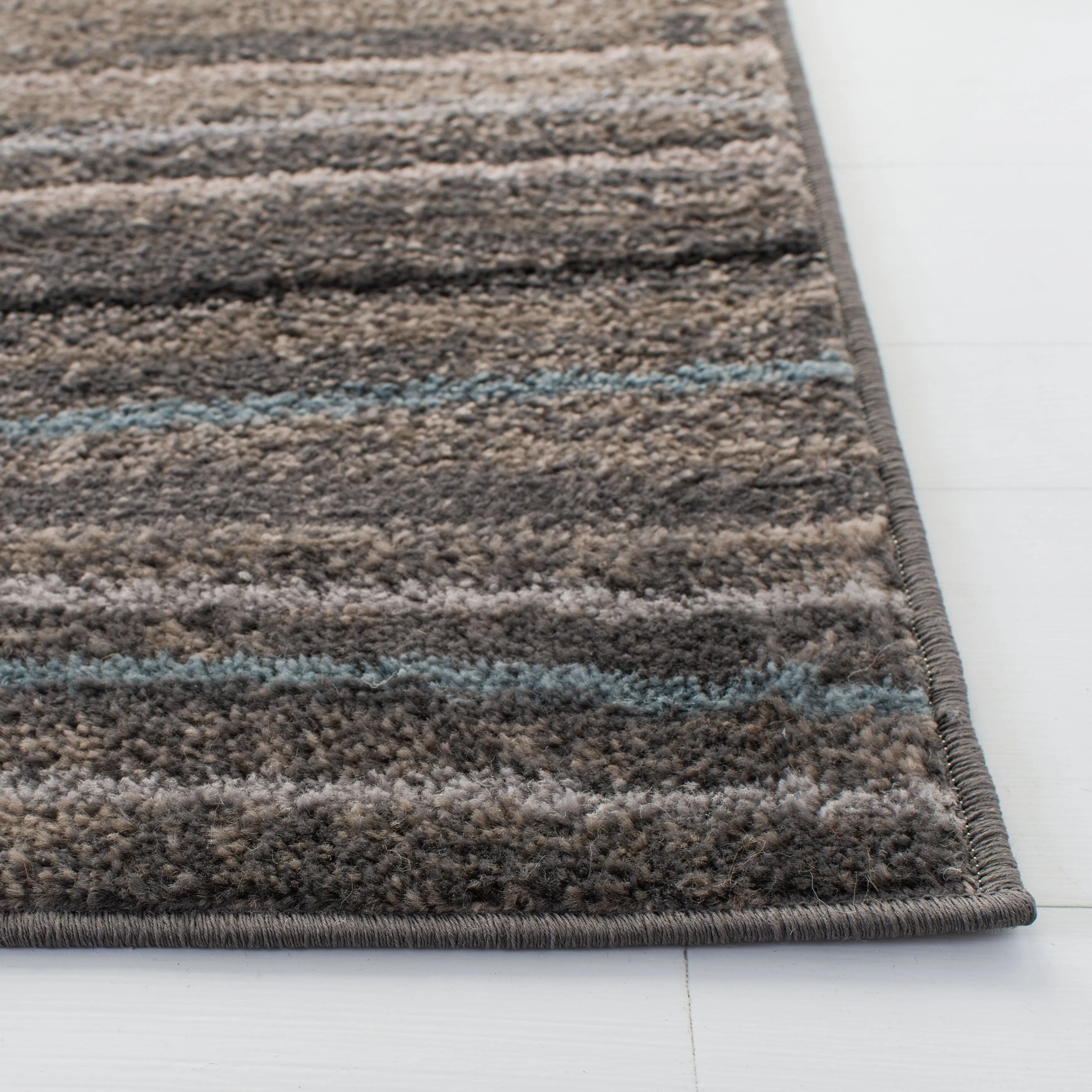 SAFAVIEH Amsterdam Stancuta Modern Rug