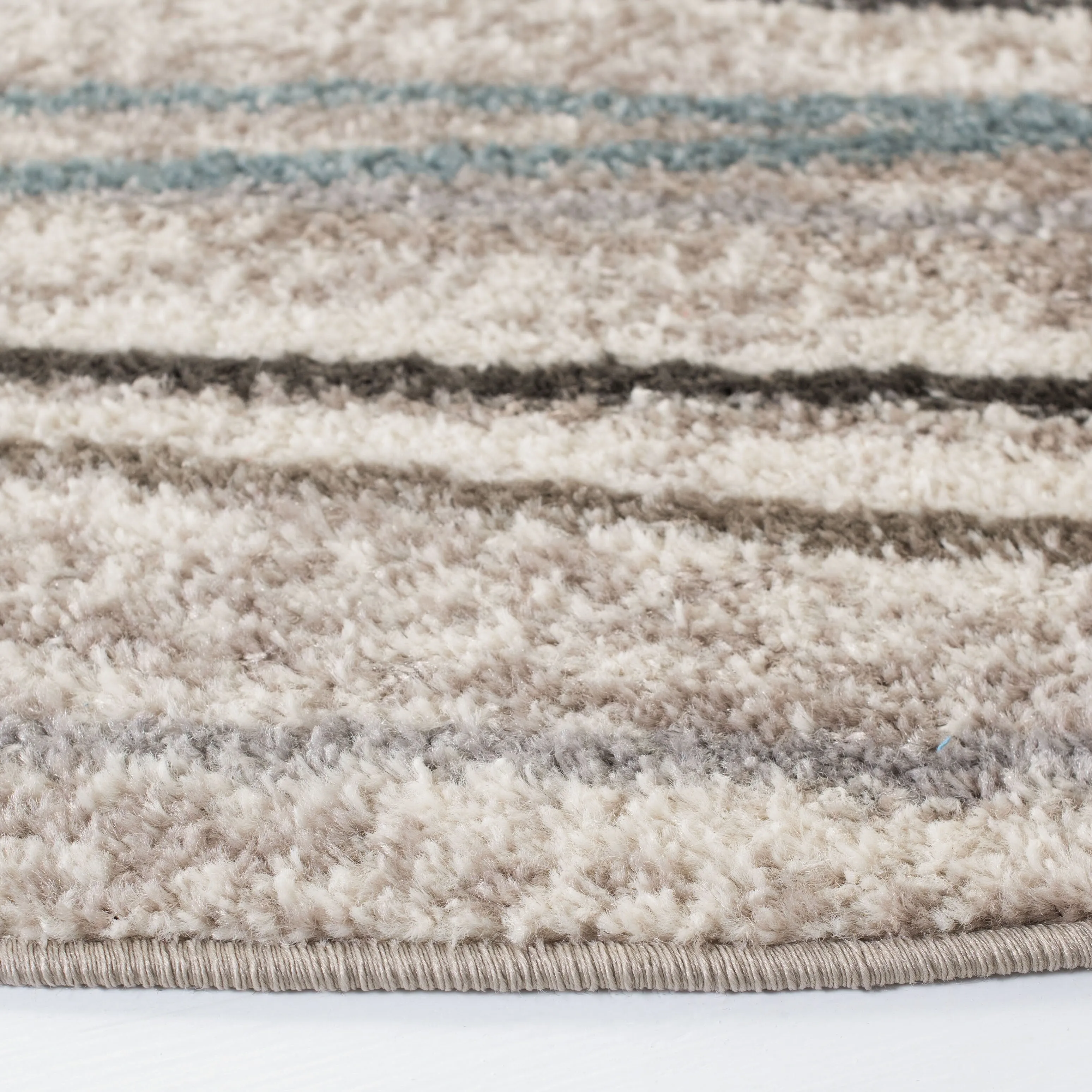 SAFAVIEH Amsterdam Stancuta Modern Rug