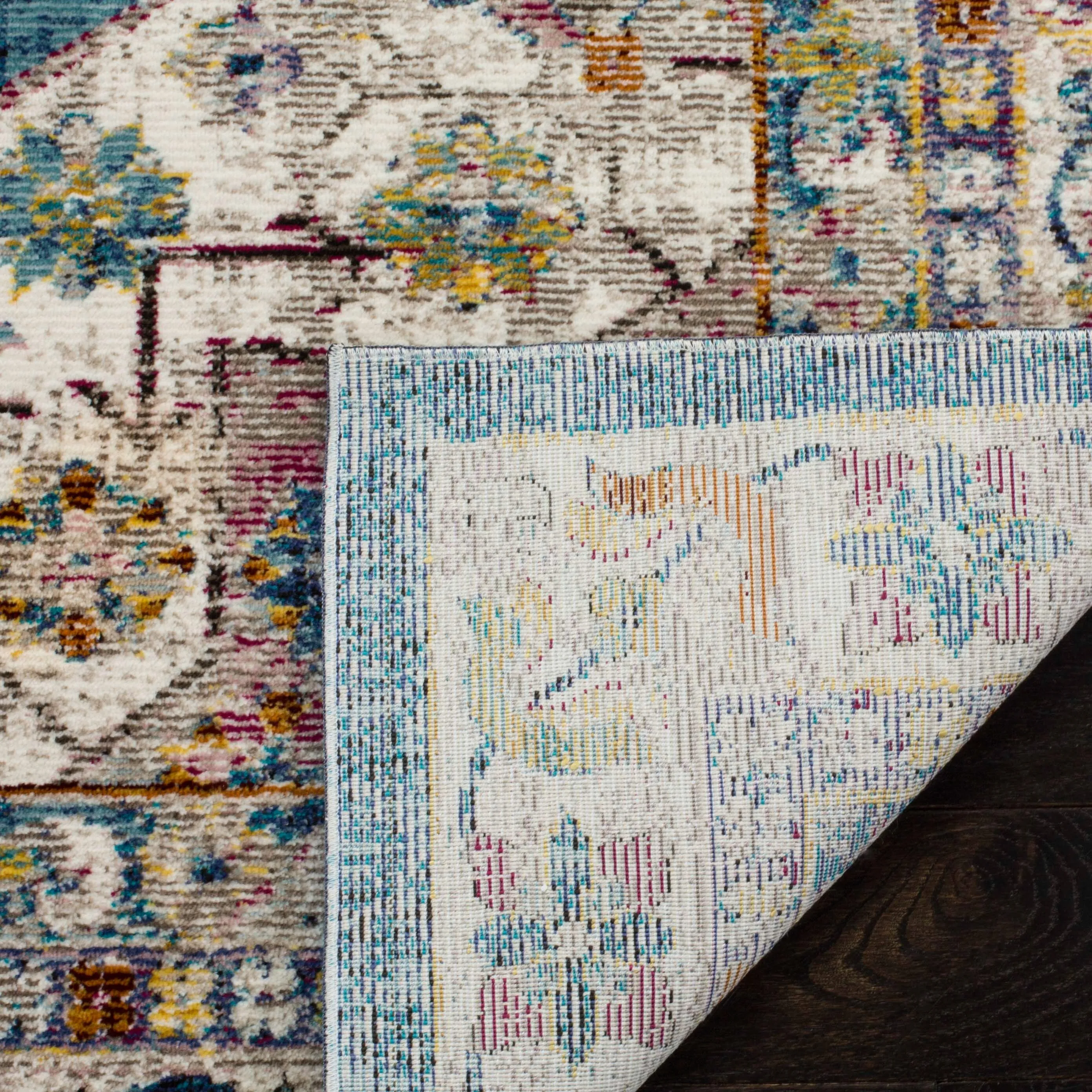 SAFAVIEH Aria Myrtha Vintage Boho Oriental Rug