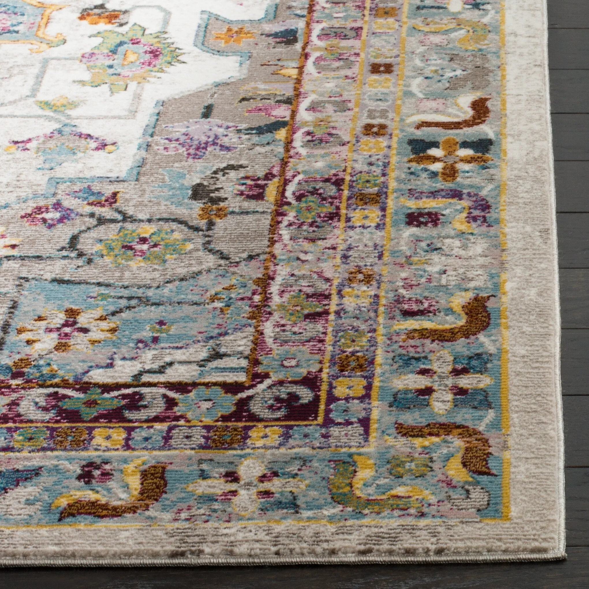 SAFAVIEH Aria Myrtha Vintage Boho Oriental Rug