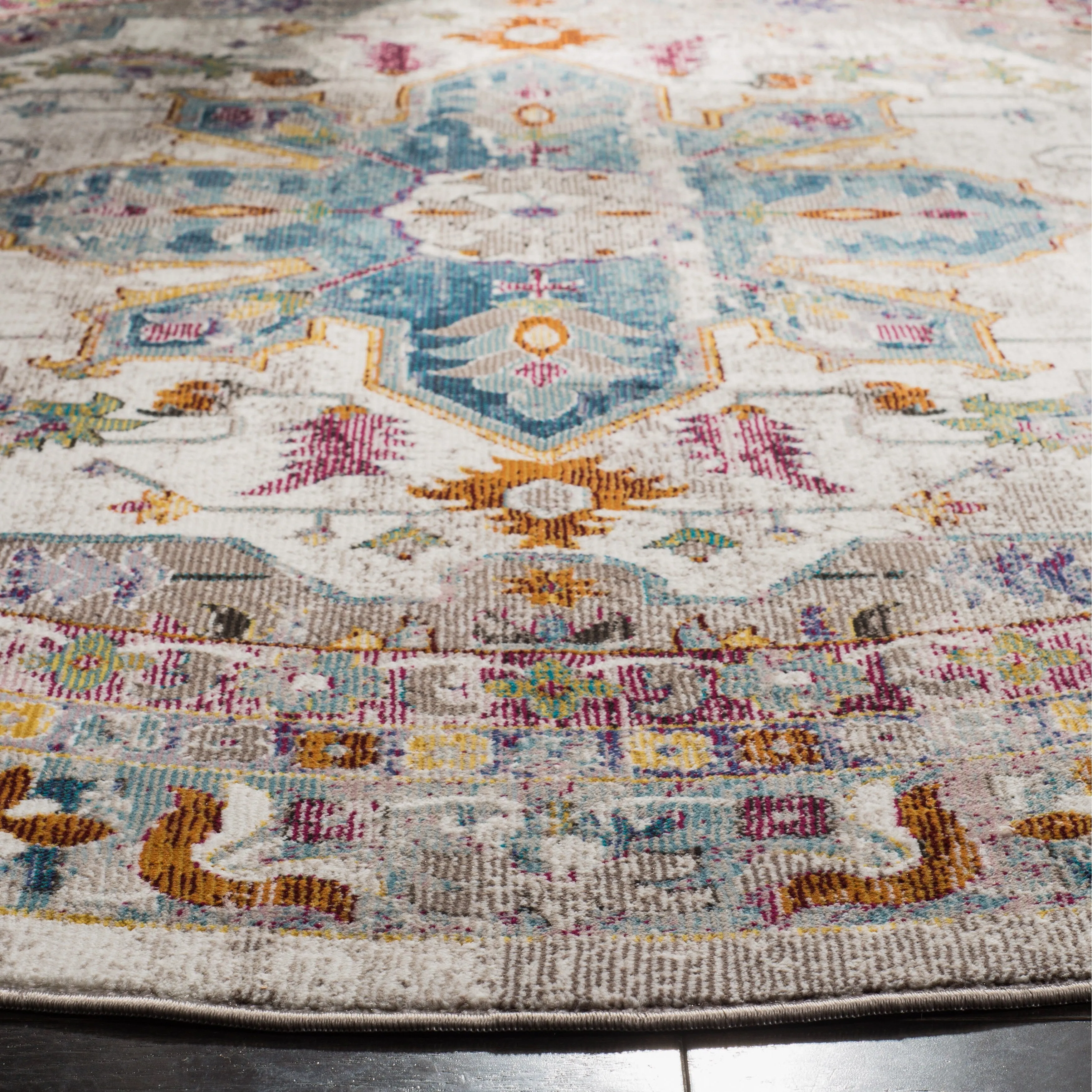 SAFAVIEH Aria Myrtha Vintage Boho Oriental Rug