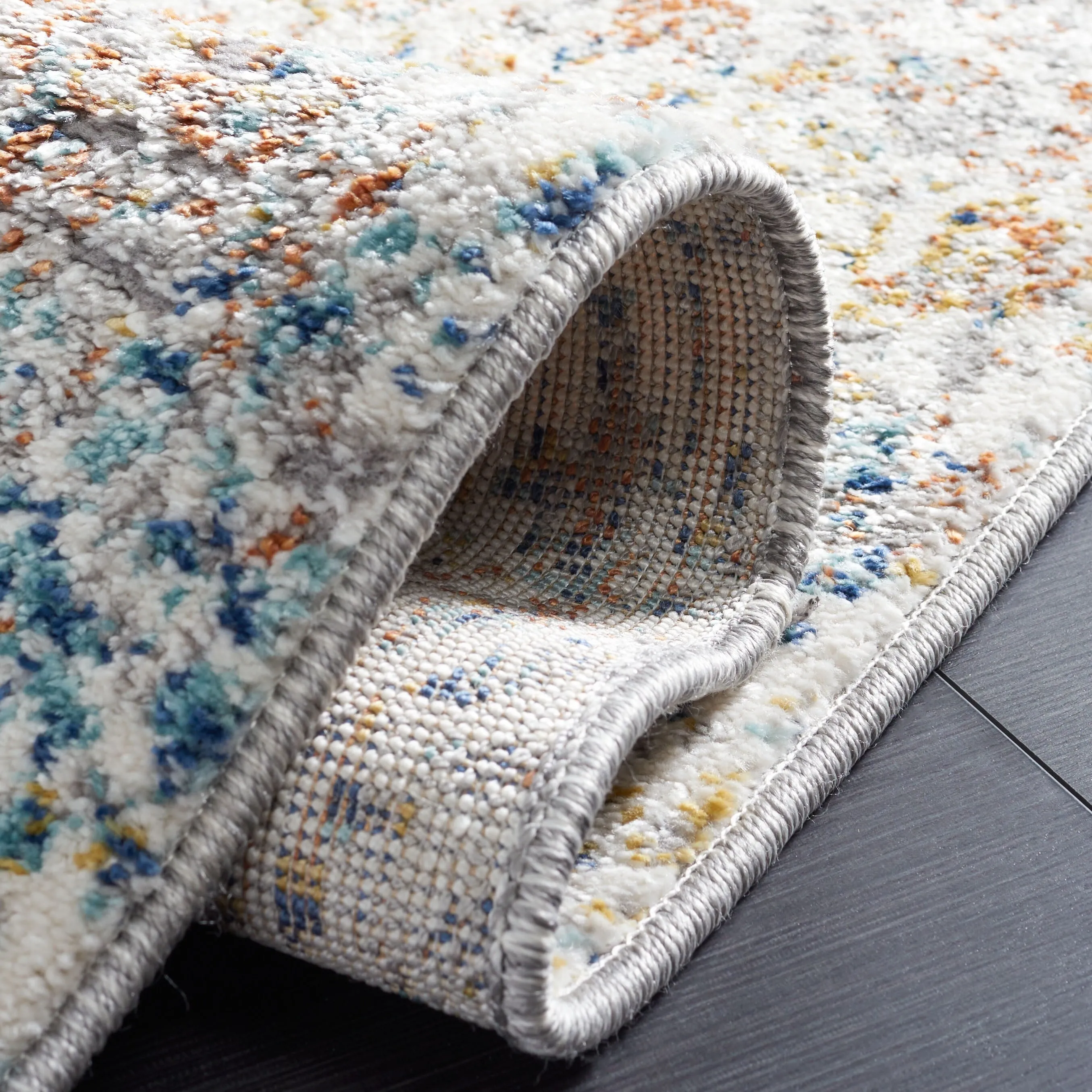 SAFAVIEH Aston Nedea Abstract Burst Rug