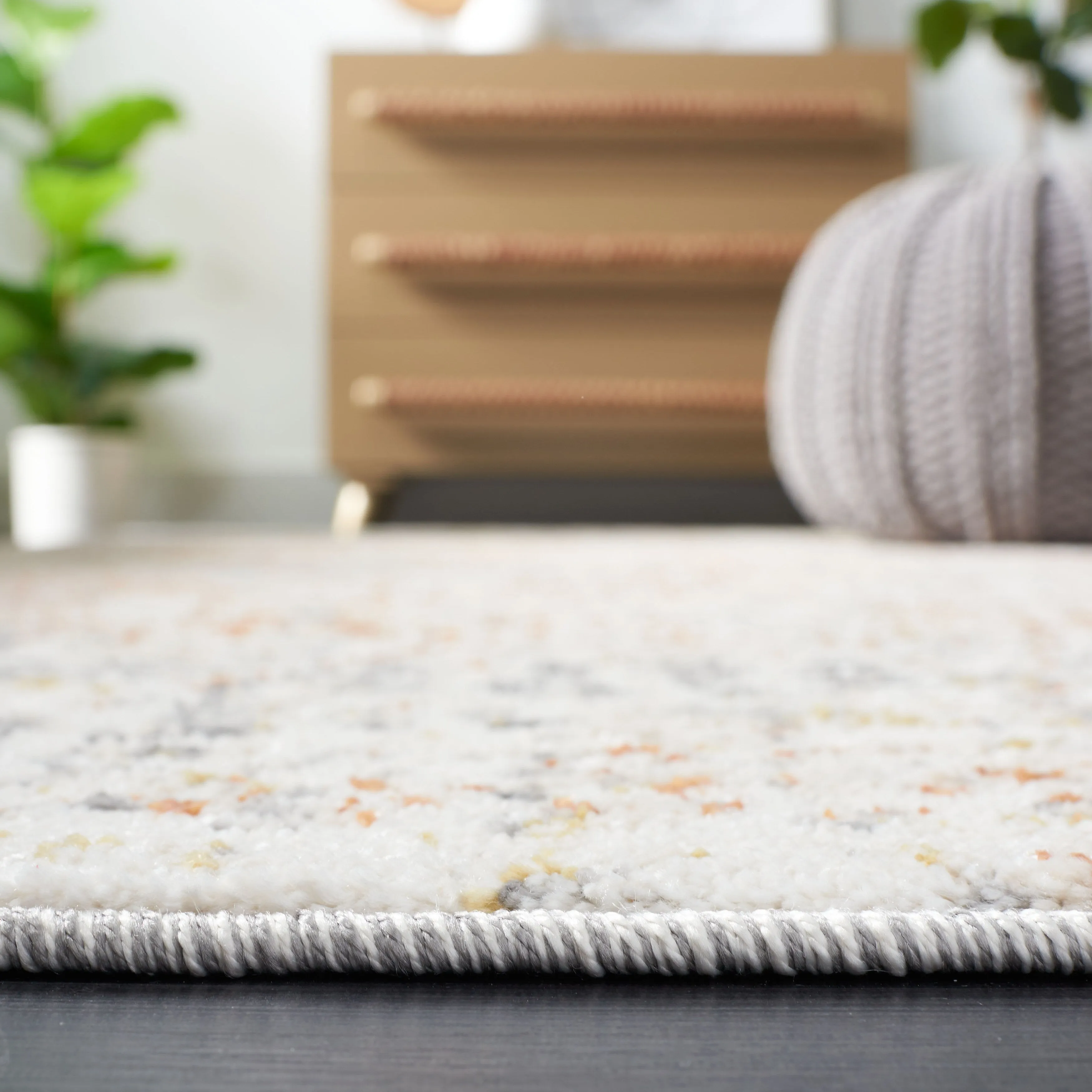 SAFAVIEH Aston Nedea Abstract Burst Rug