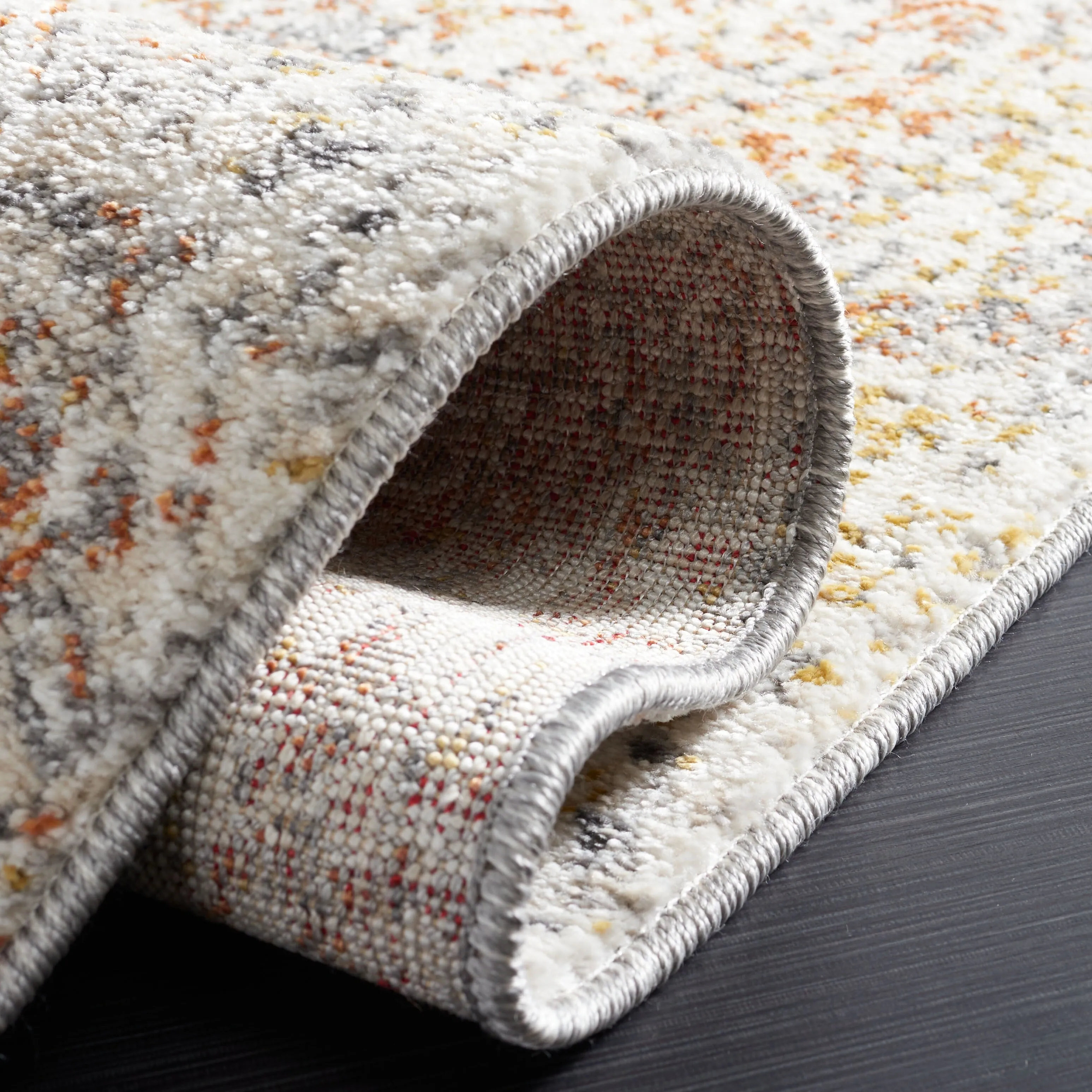 SAFAVIEH Aston Nedea Abstract Burst Rug
