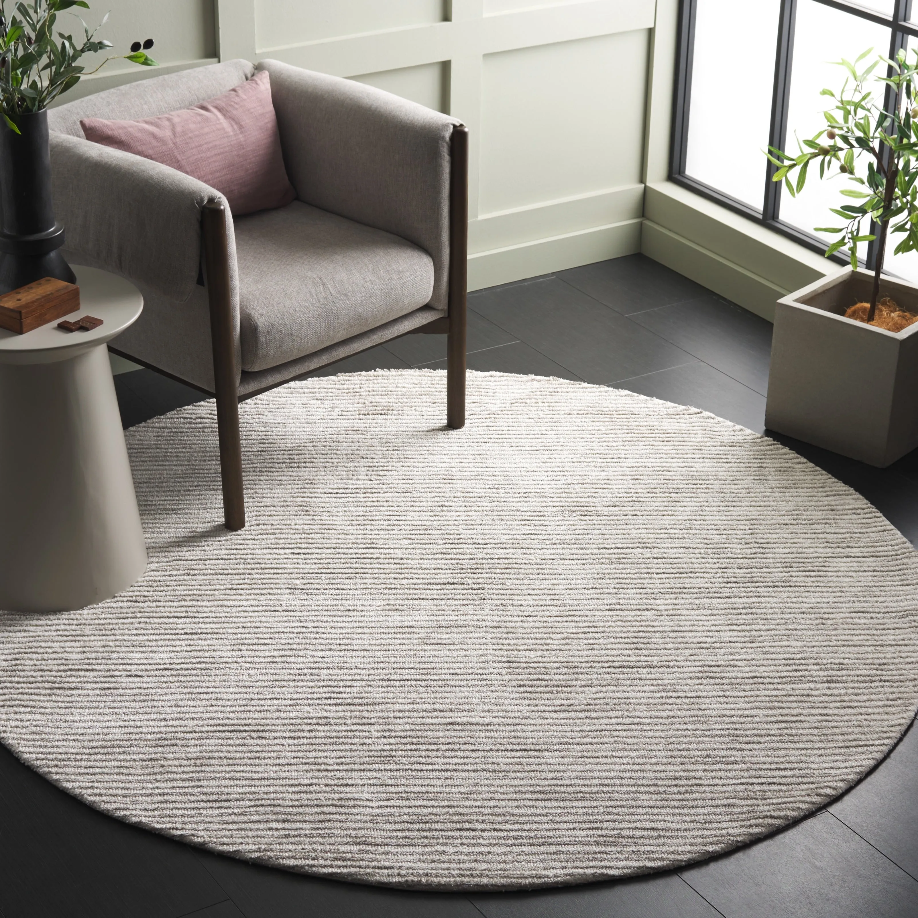 SAFAVIEH Audrey Poula Modern Stripe Rug