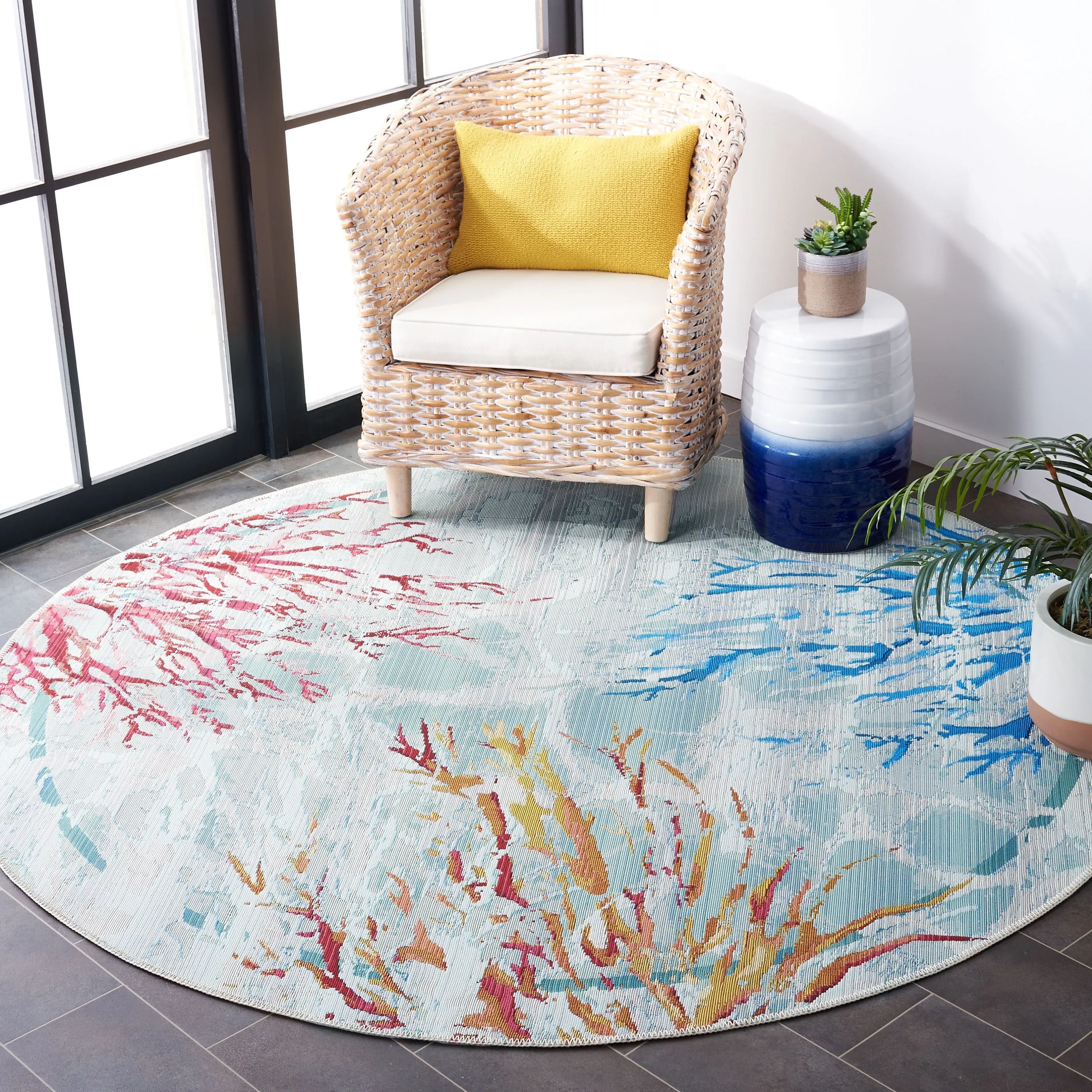 SAFAVIEH Barbados Aniek Tropical Indoor/ Outdoor Waterproof Patio Backyard Rug