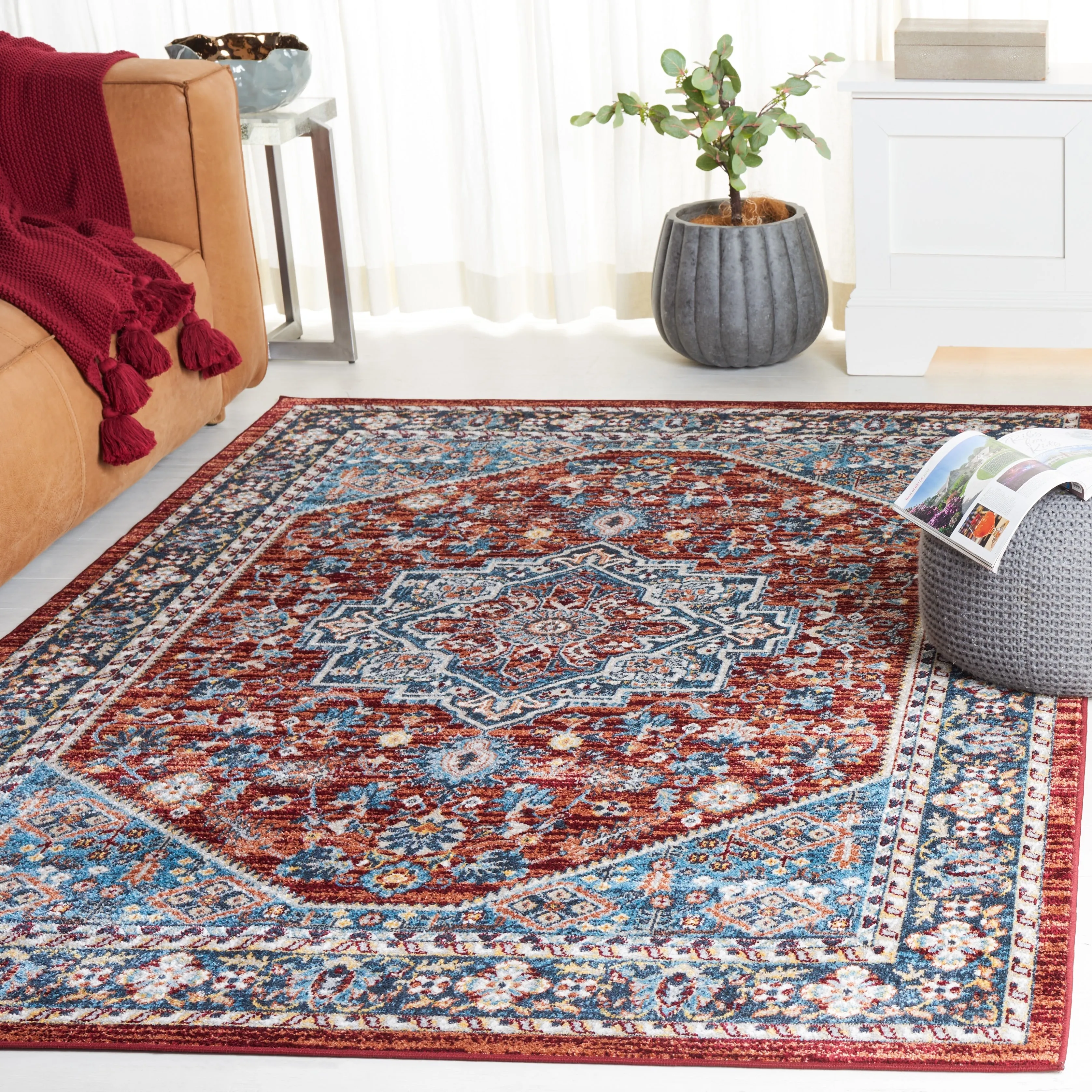 SAFAVIEH Bayside Machine Washable Korneliya Oriental Rug