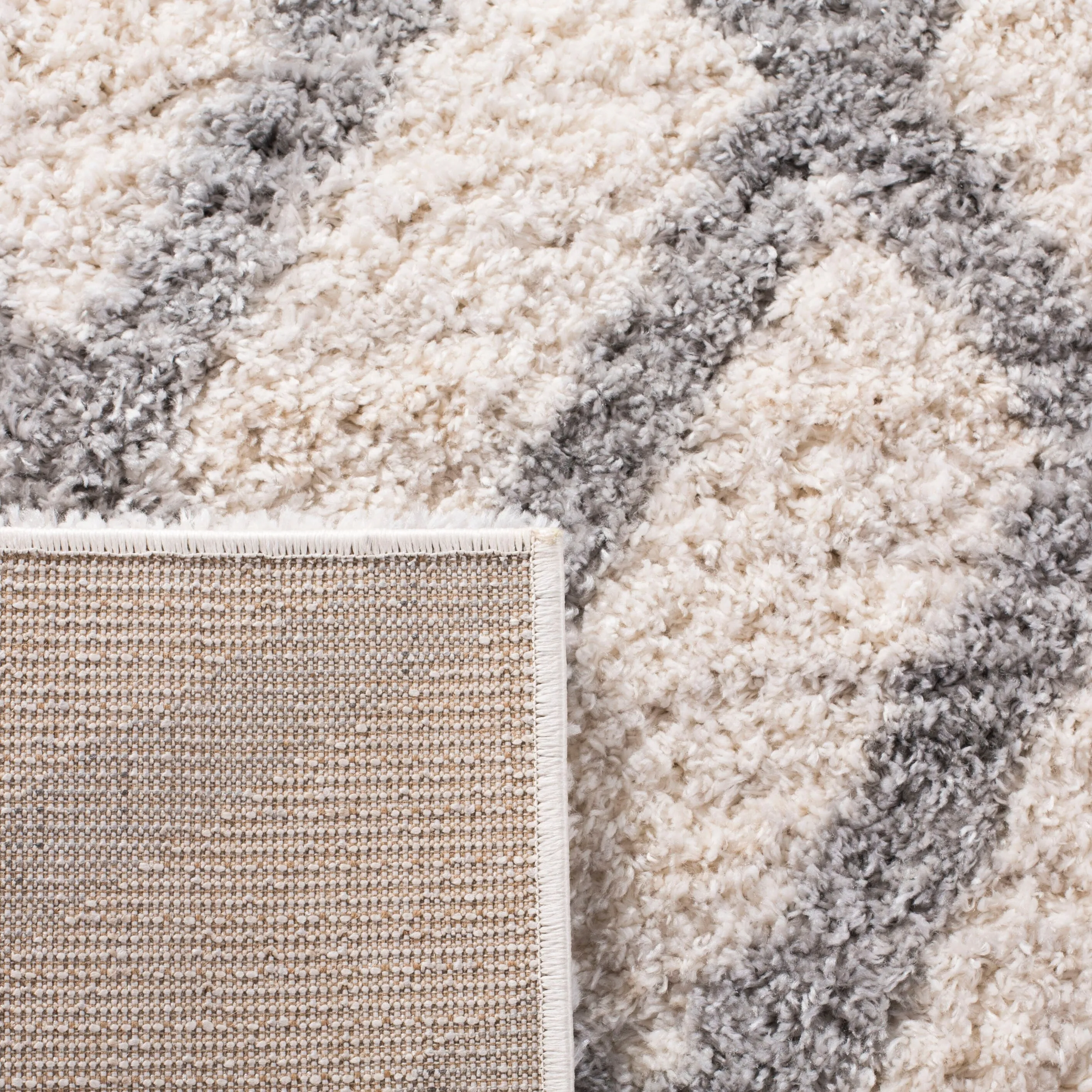 SAFAVIEH Berber Shag Janni Moroccan 1.2-inch Thick Rug