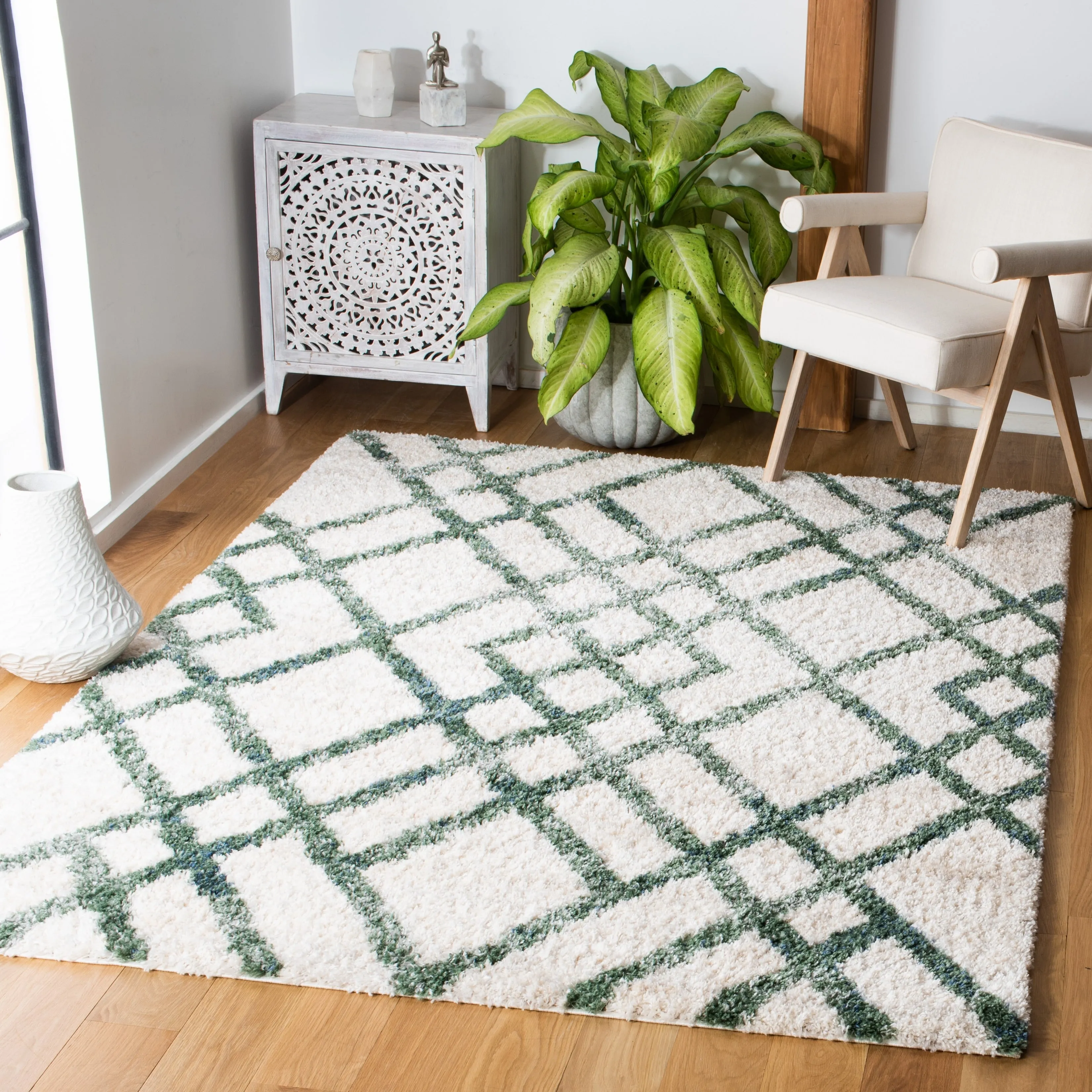 SAFAVIEH Berber Shag Janni Moroccan 1.2-inch Thick Rug