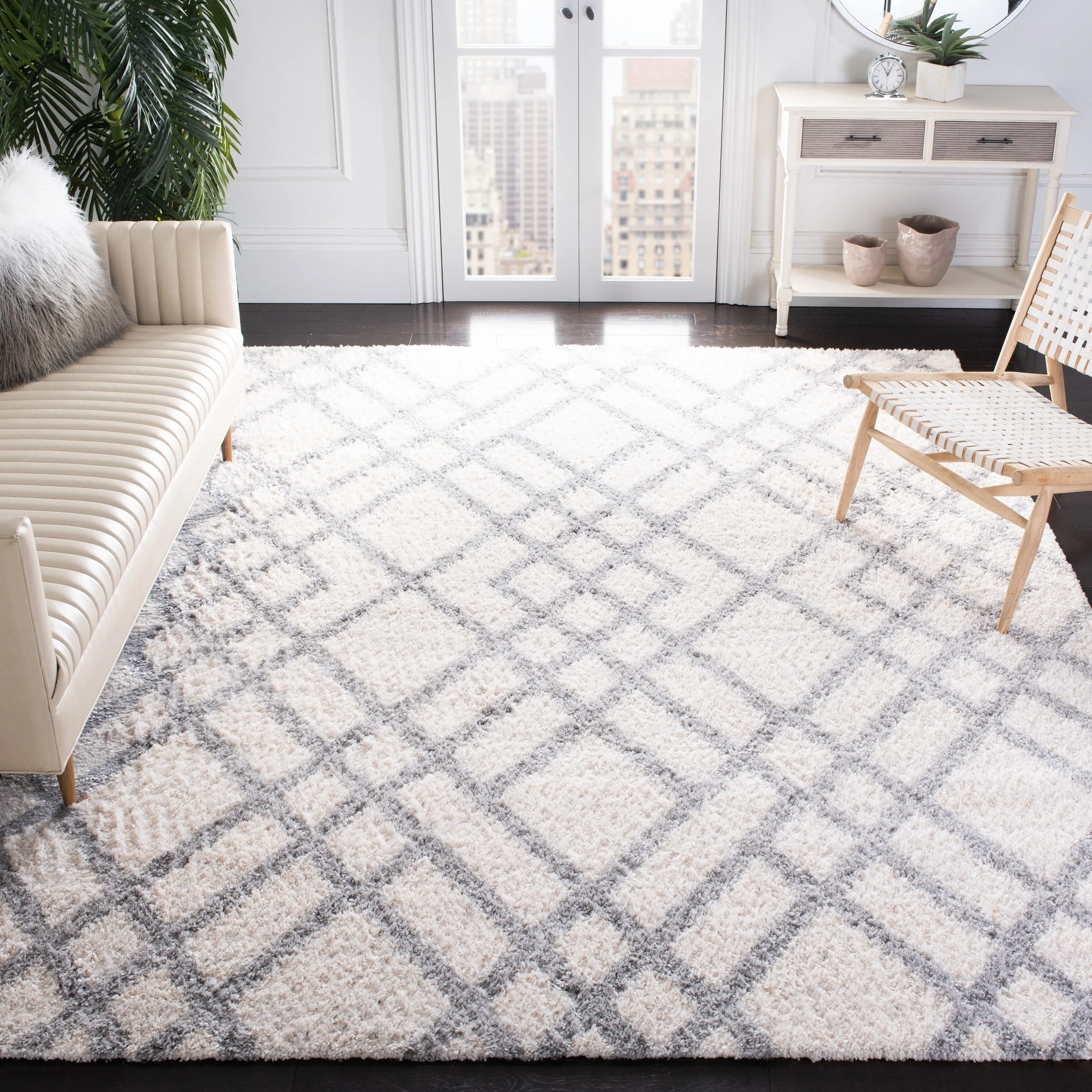 SAFAVIEH Berber Shag Janni Moroccan 1.2-inch Thick Rug