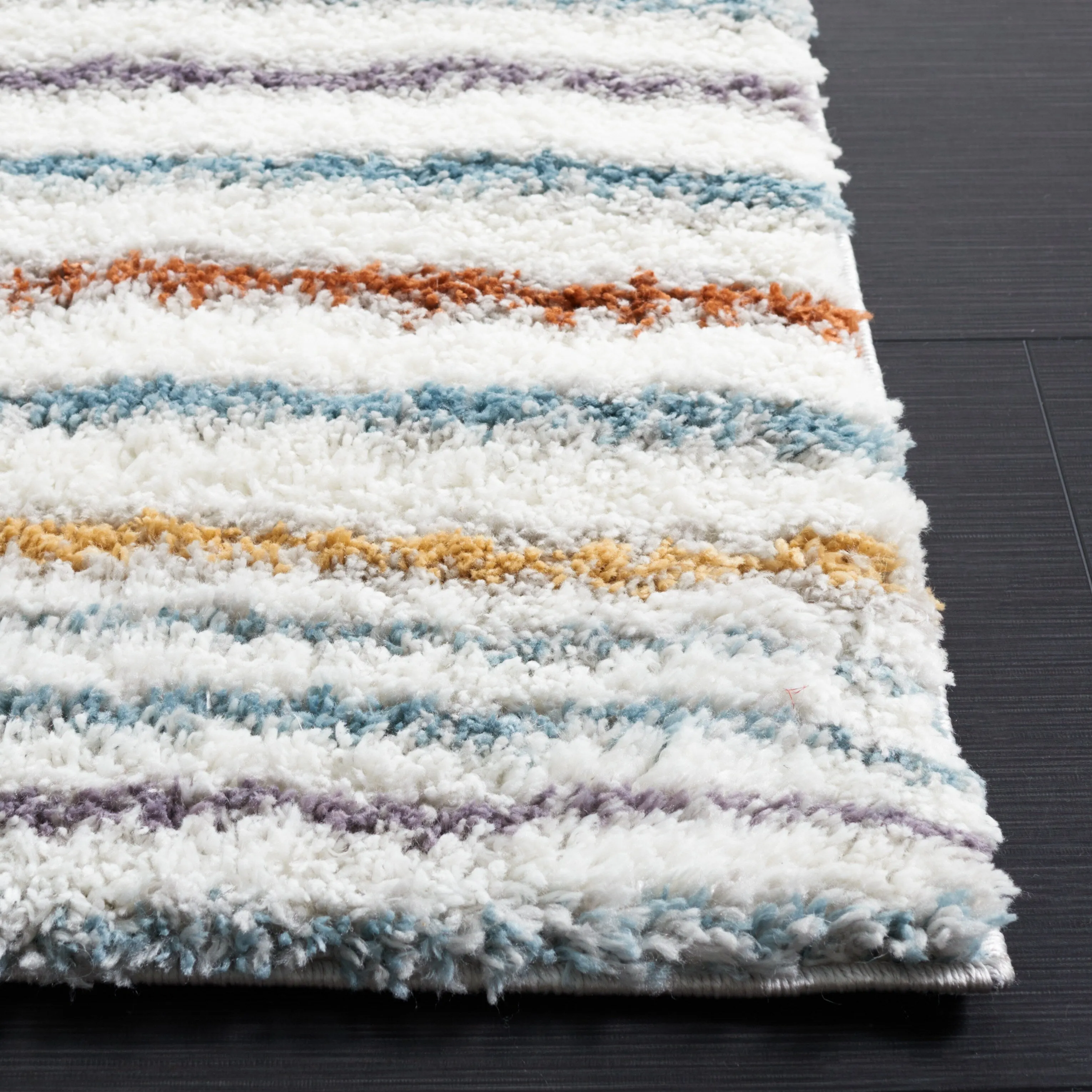 SAFAVIEH Berber Shag Mariane Rug