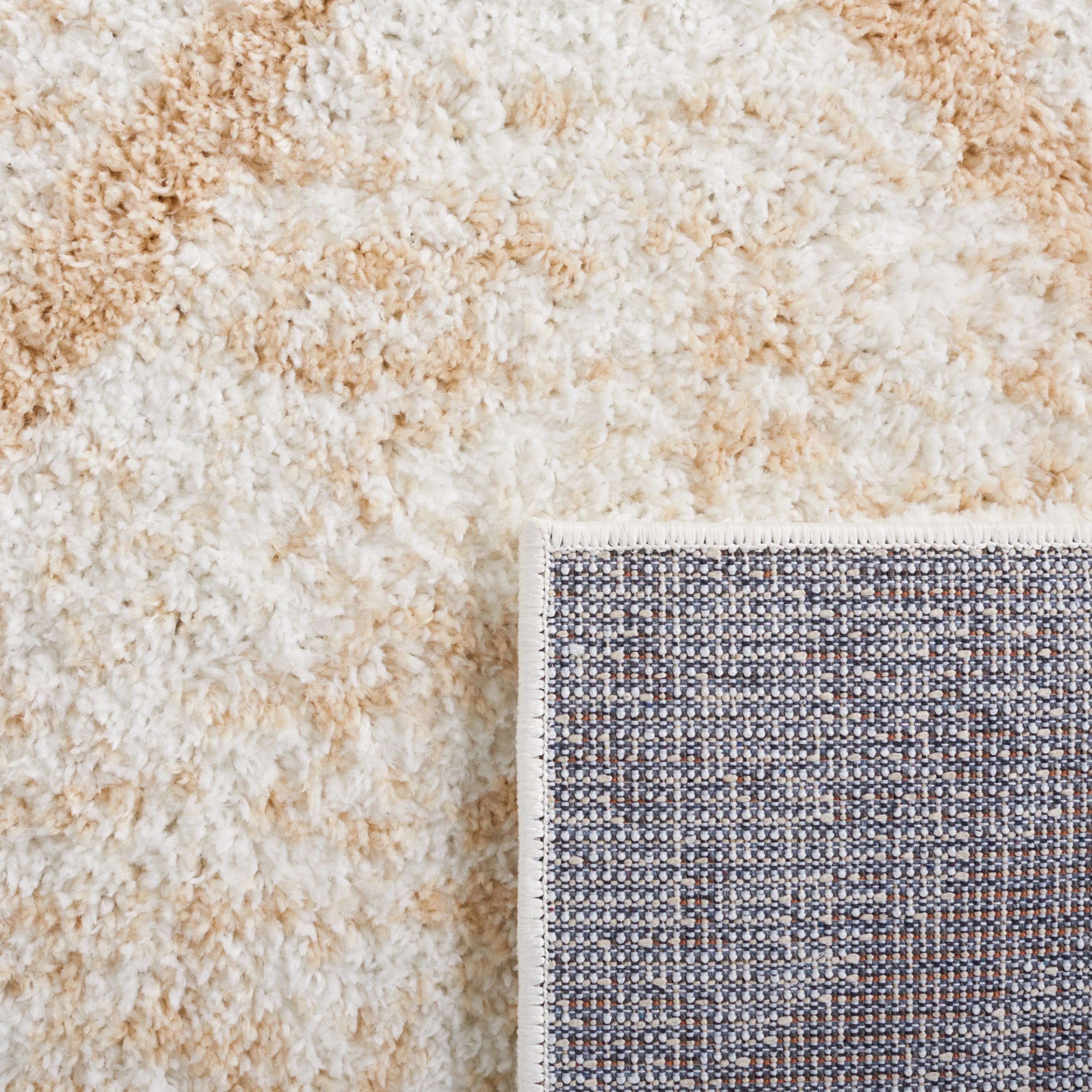 SAFAVIEH Berber Shag Veronie Moroccan Boho 1.25-inch Rug