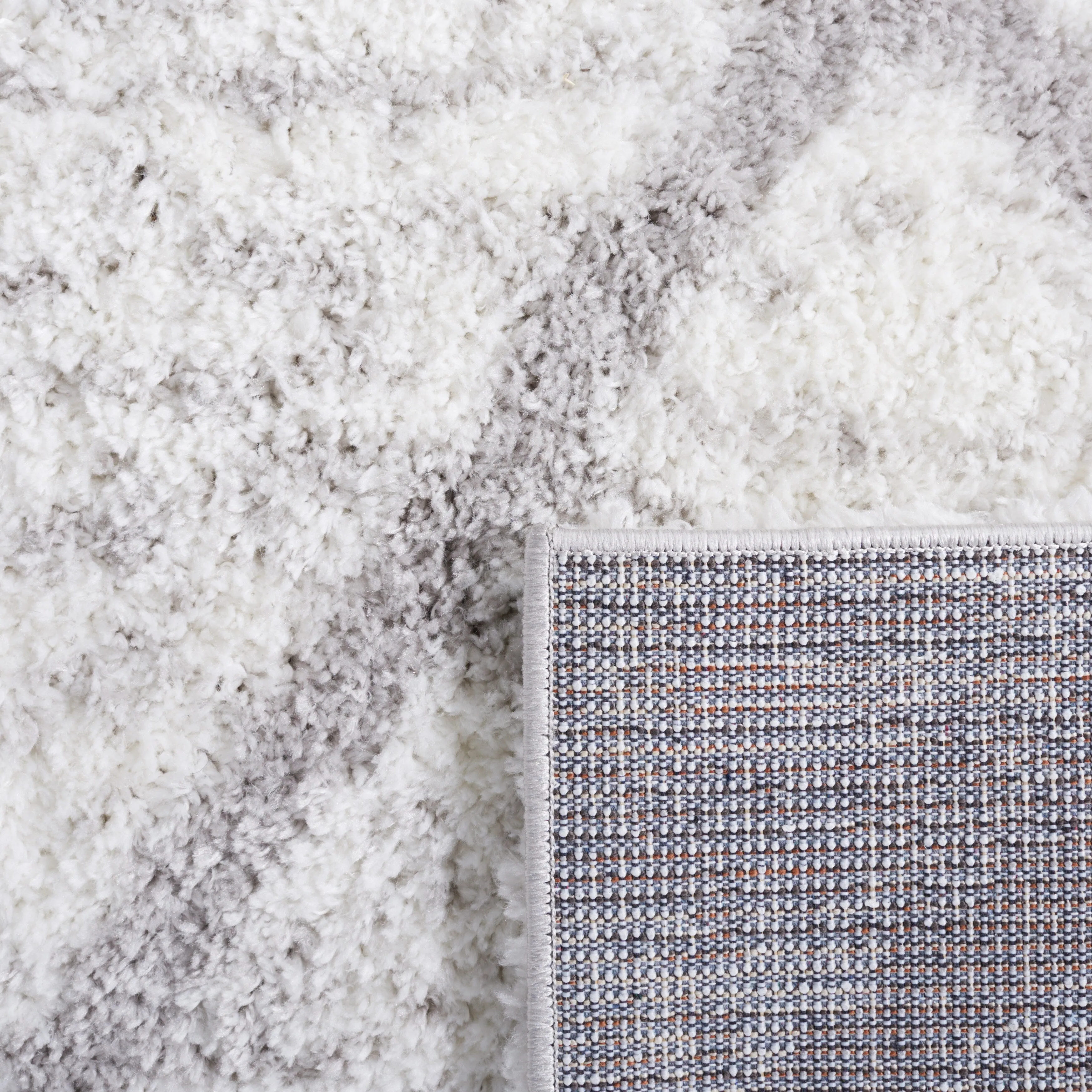 SAFAVIEH Berber Shag Veronie Moroccan Boho 1.25-inch Rug