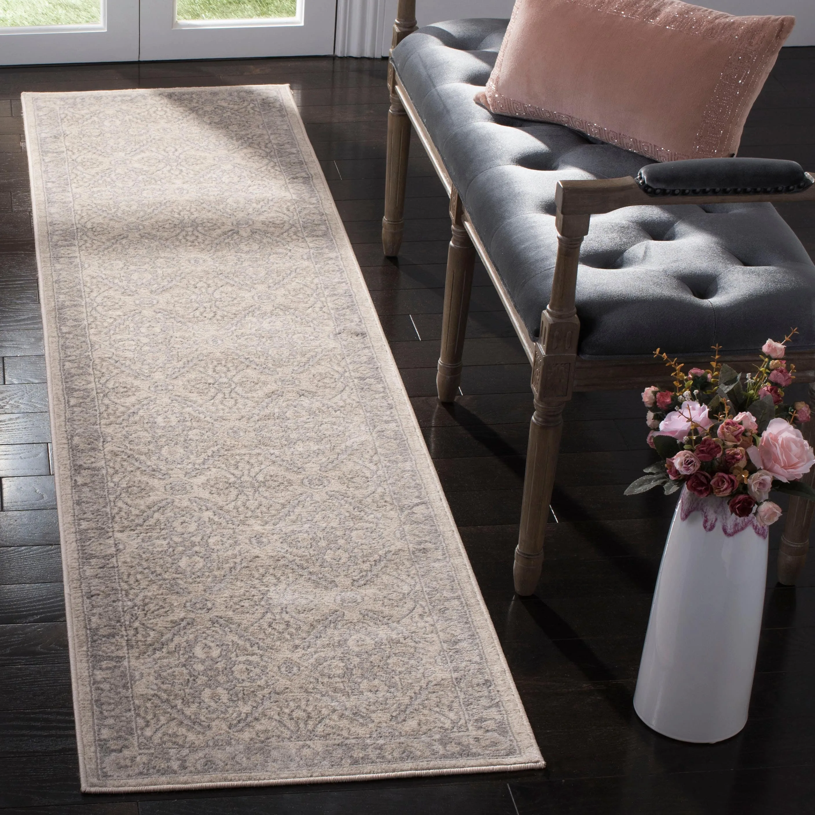 SAFAVIEH Brentwood Bibie Traditional Oriental Rug