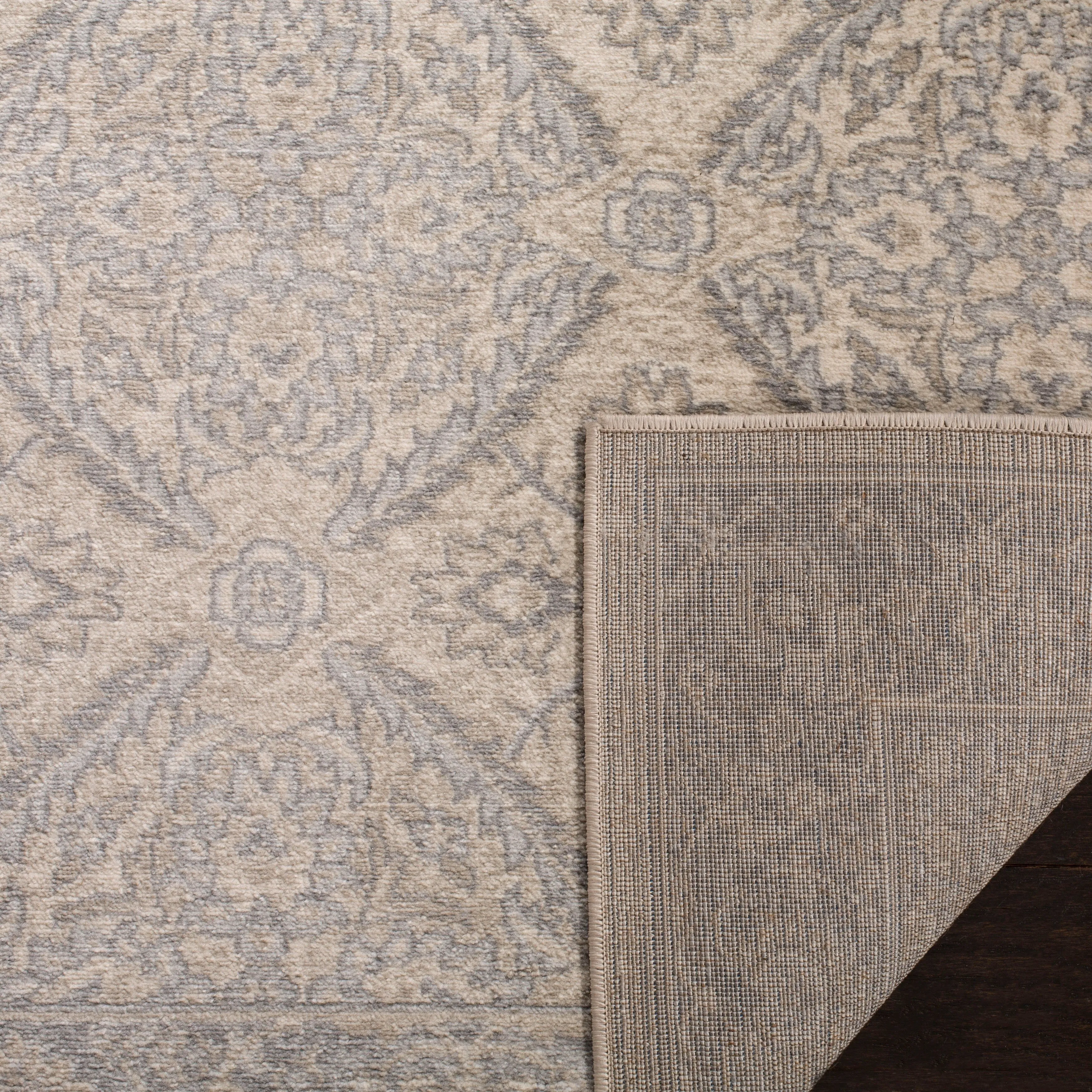 SAFAVIEH Brentwood Bibie Traditional Oriental Rug