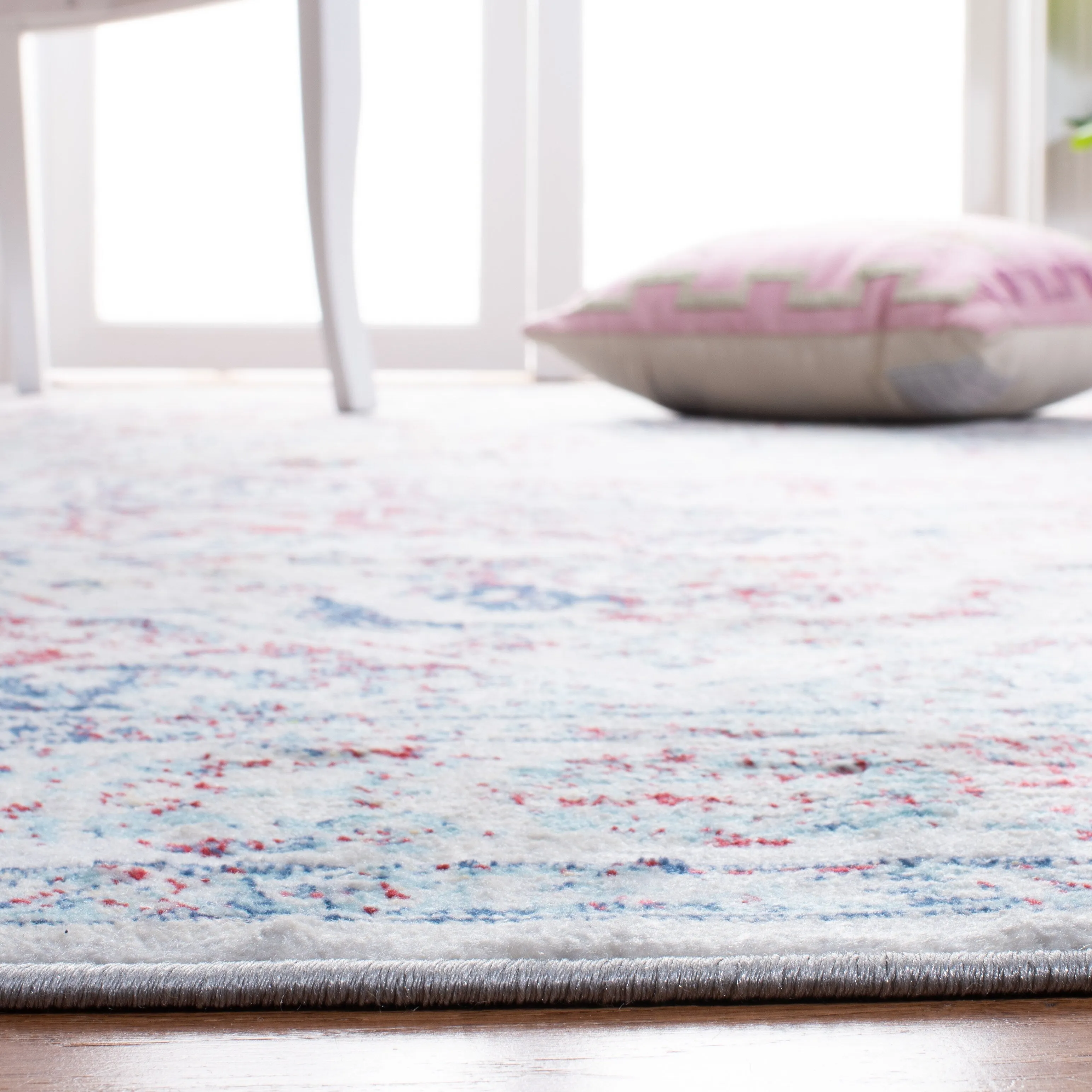 SAFAVIEH Brentwood ordis Oriental Medallion Rug