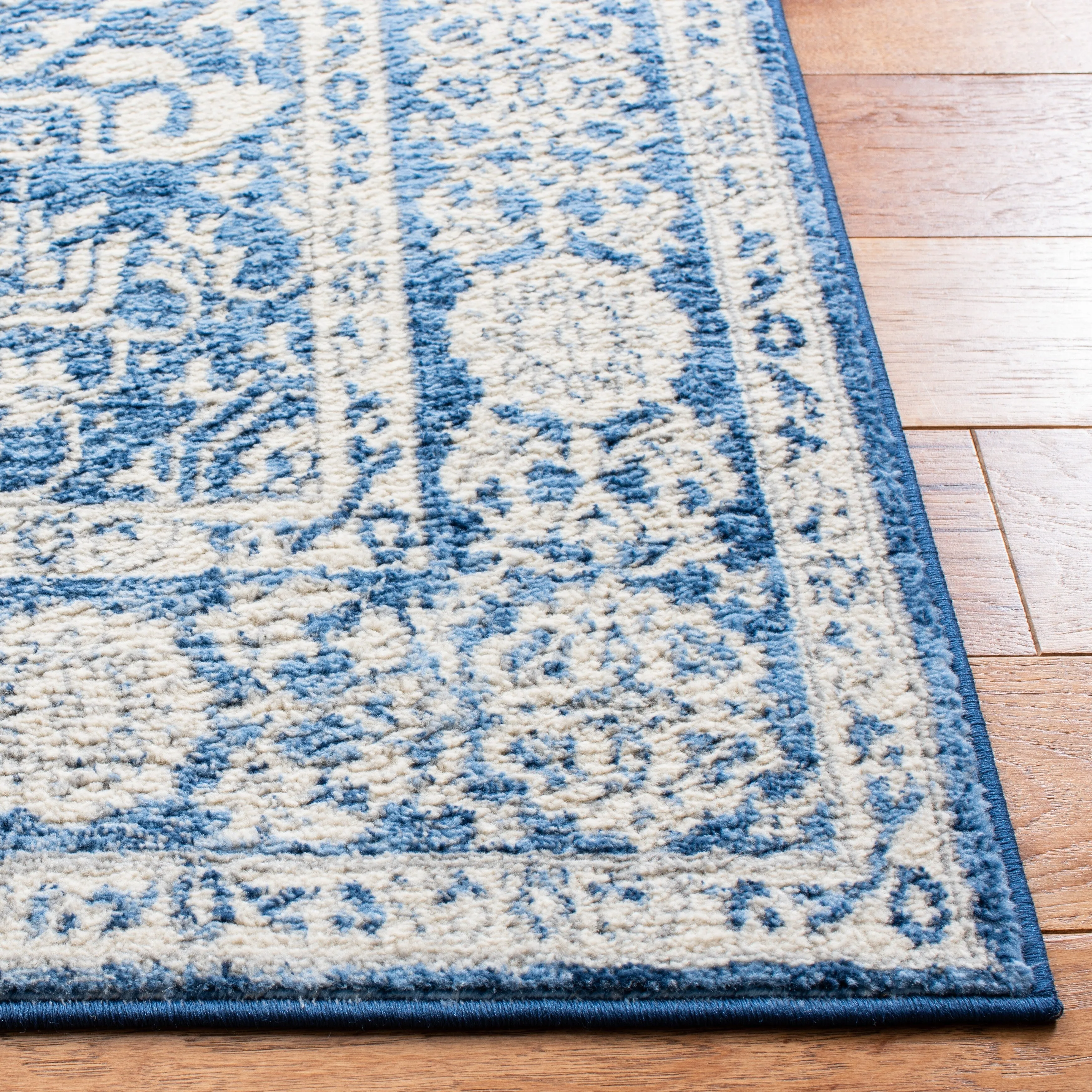 SAFAVIEH Brentwood ordis Oriental Medallion Rug