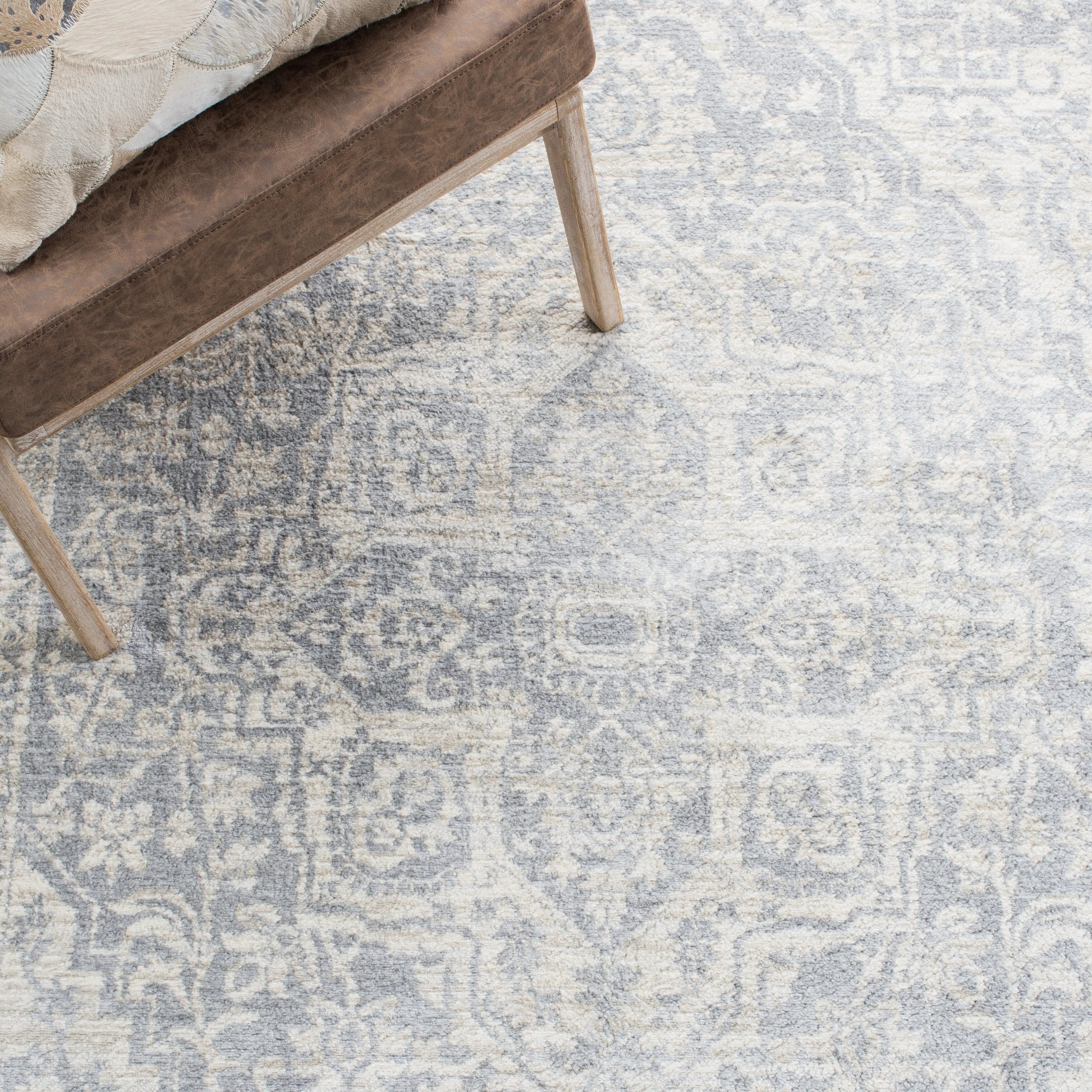SAFAVIEH Brentwood ordis Oriental Medallion Rug