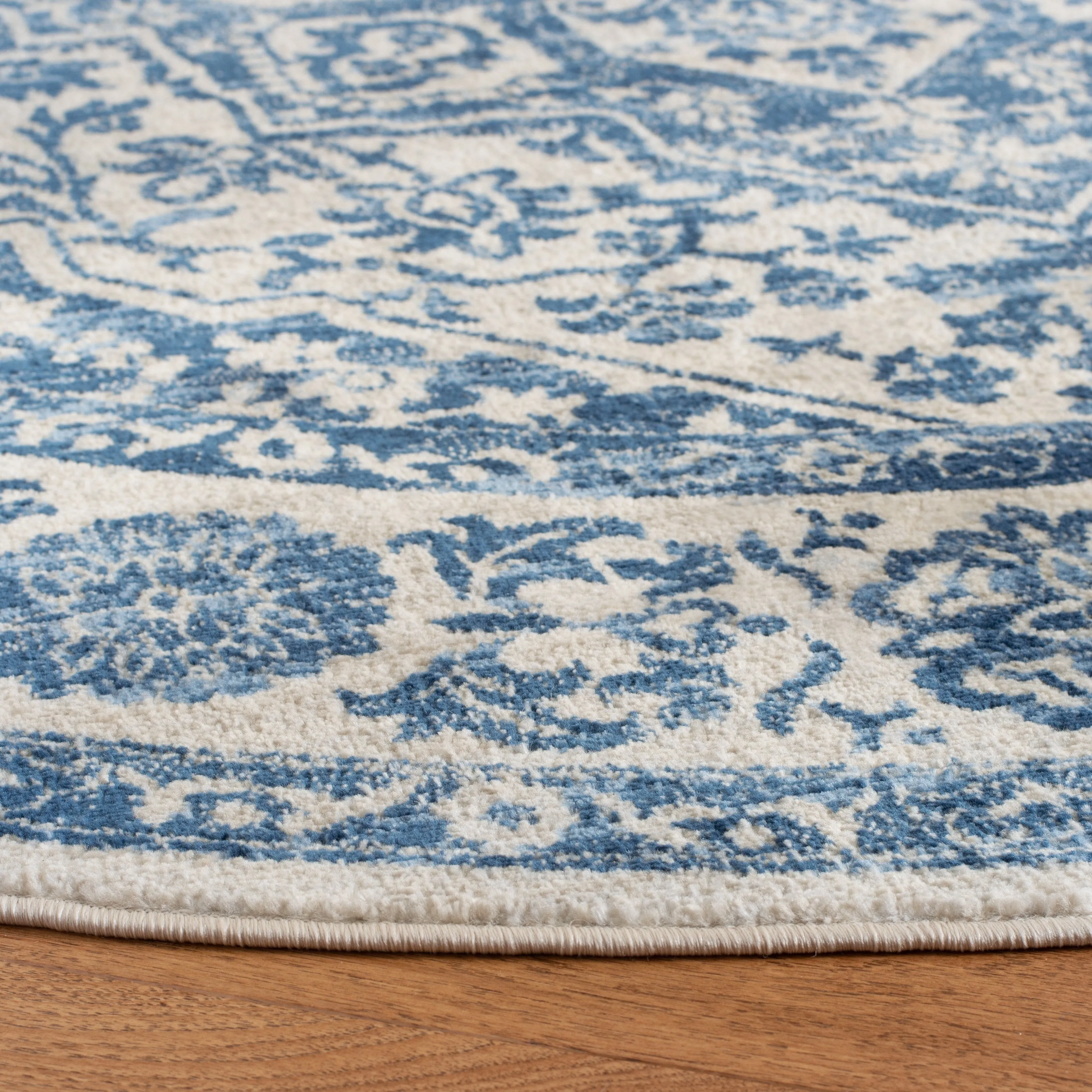 SAFAVIEH Brentwood ordis Oriental Medallion Rug