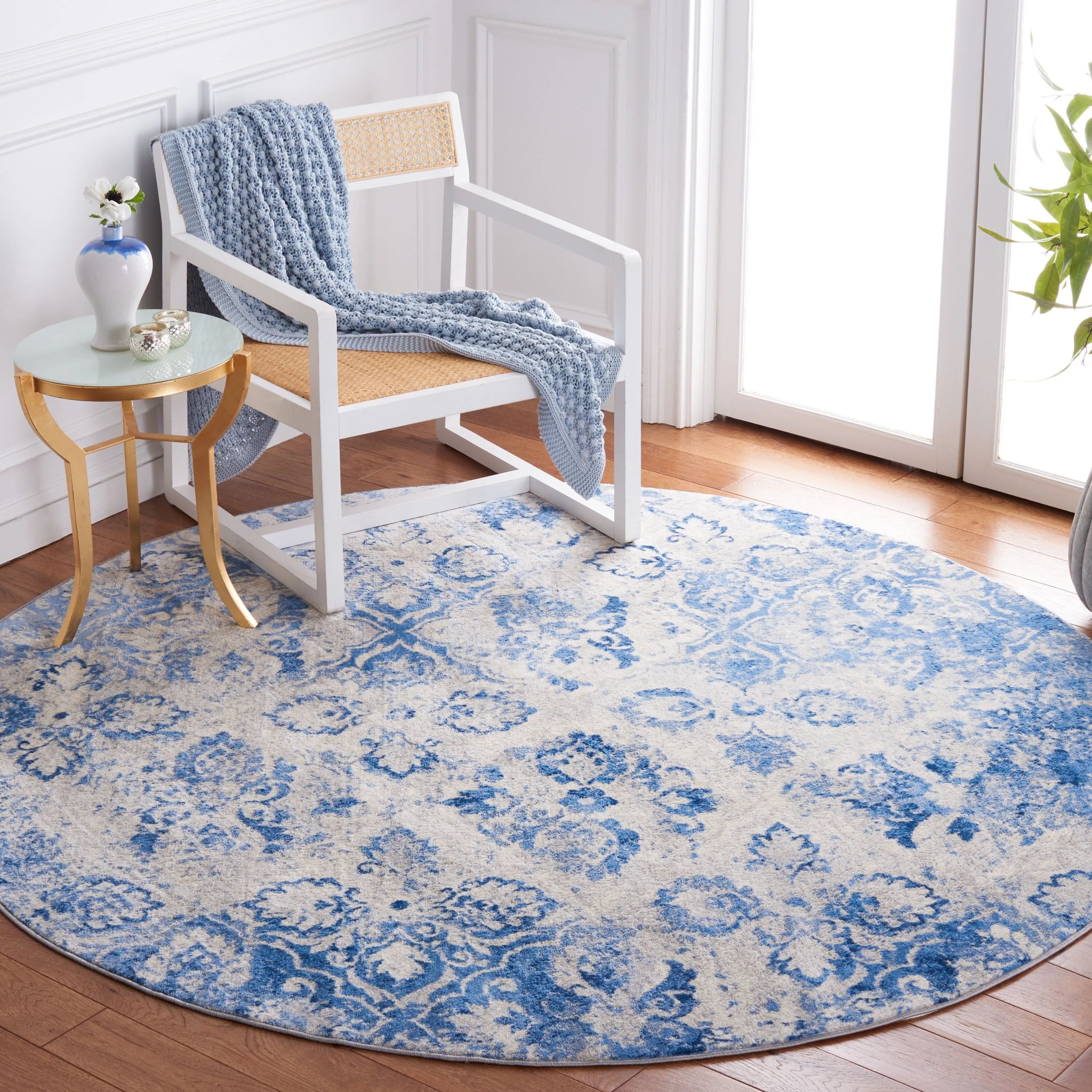 SAFAVIEH Brentwood Siru Traditional Rug