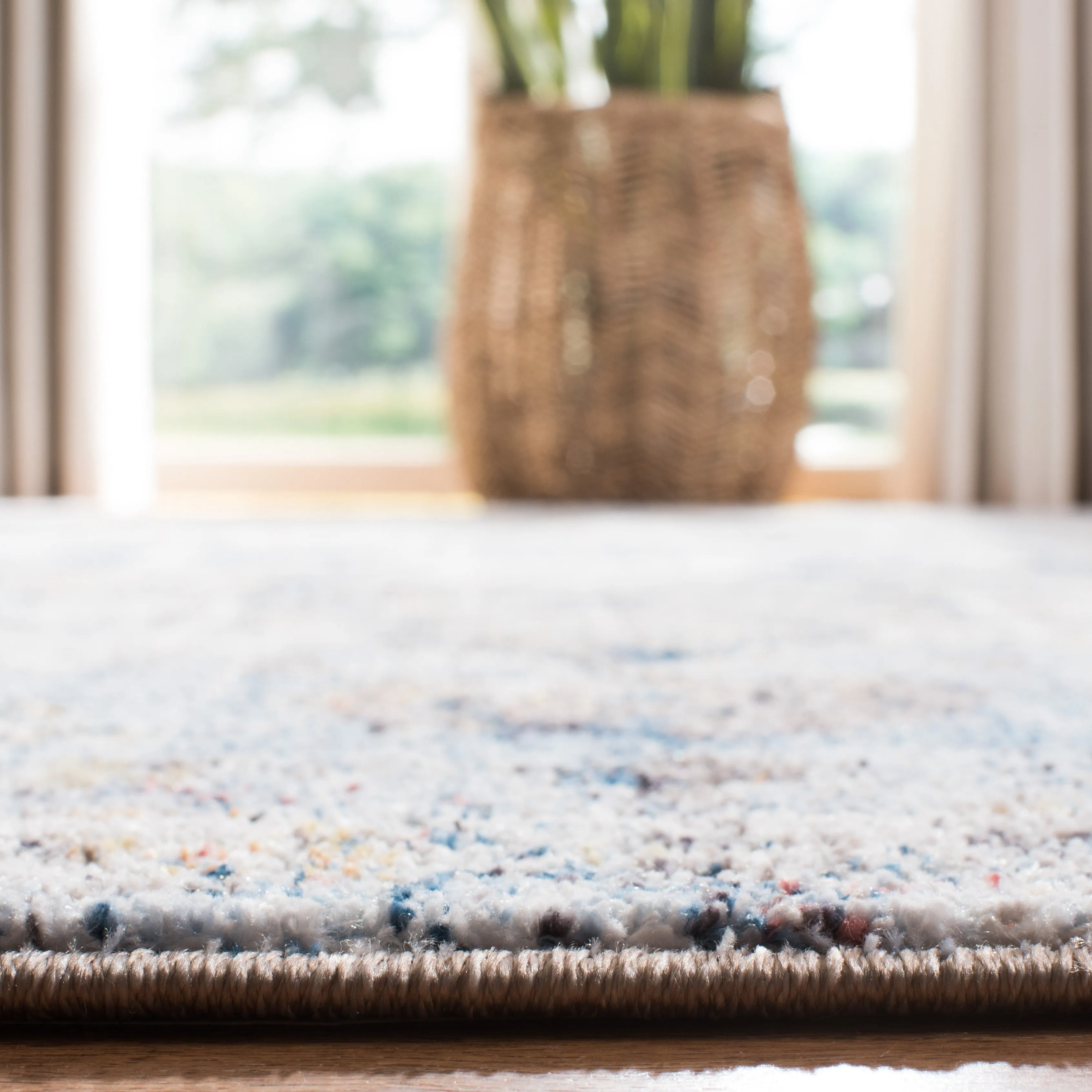 SAFAVIEH Bristol Kiroko Vintage Oriental Polyester Rug