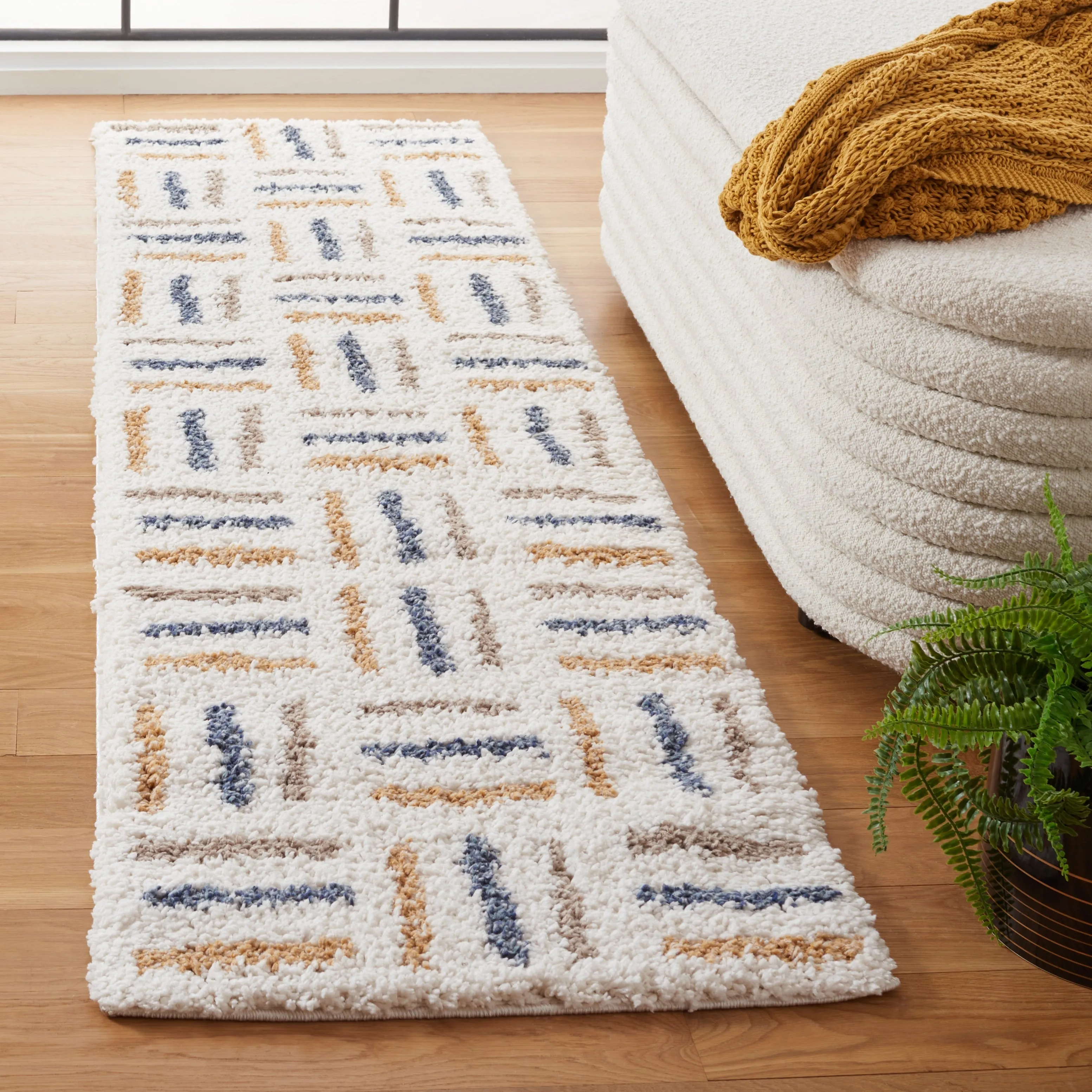 SAFAVIEH Calico Shag Orly Geometric 1.5-inch Thick Rug