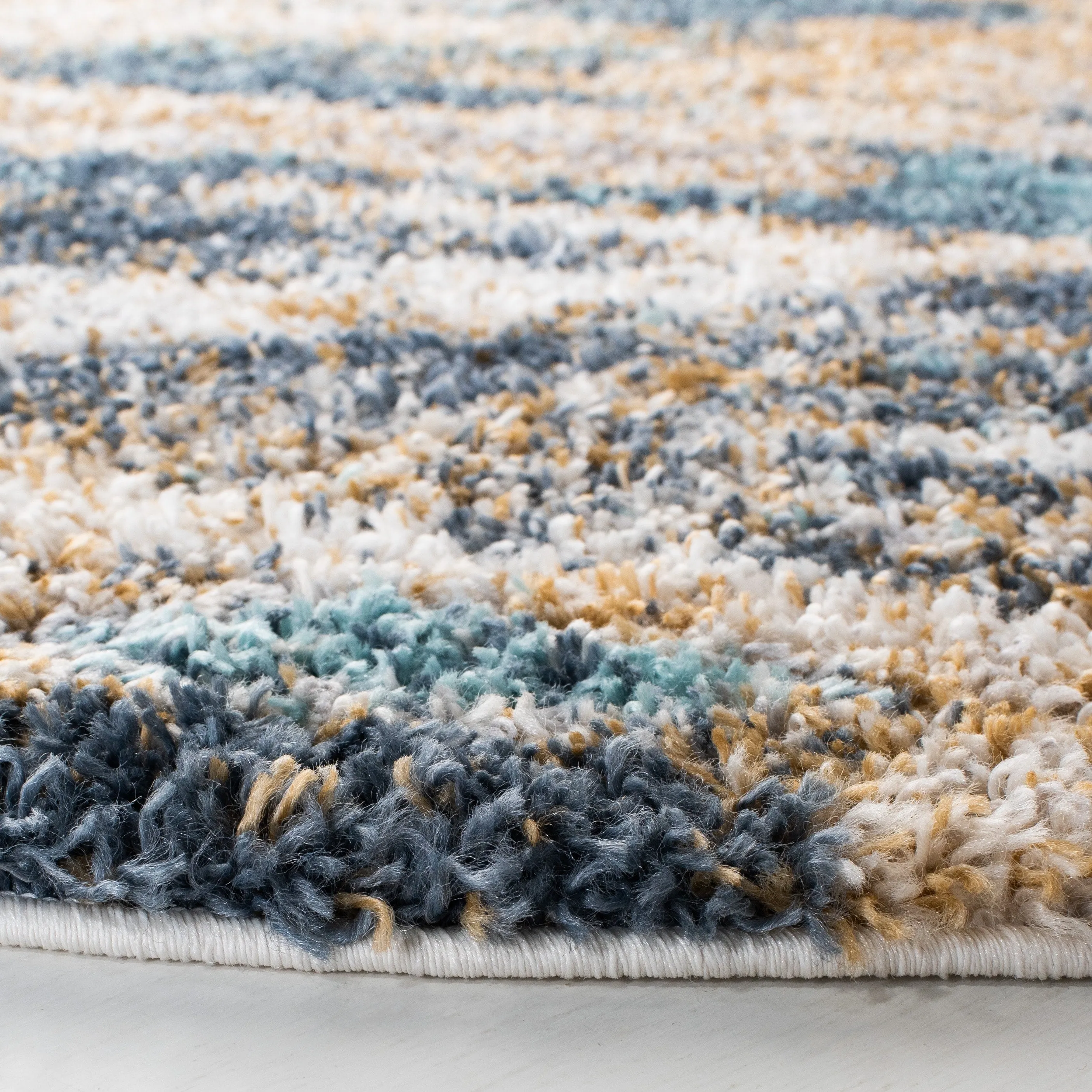 SAFAVIEH Calista Shag Azucena Abstract 1-inch Thick Rug